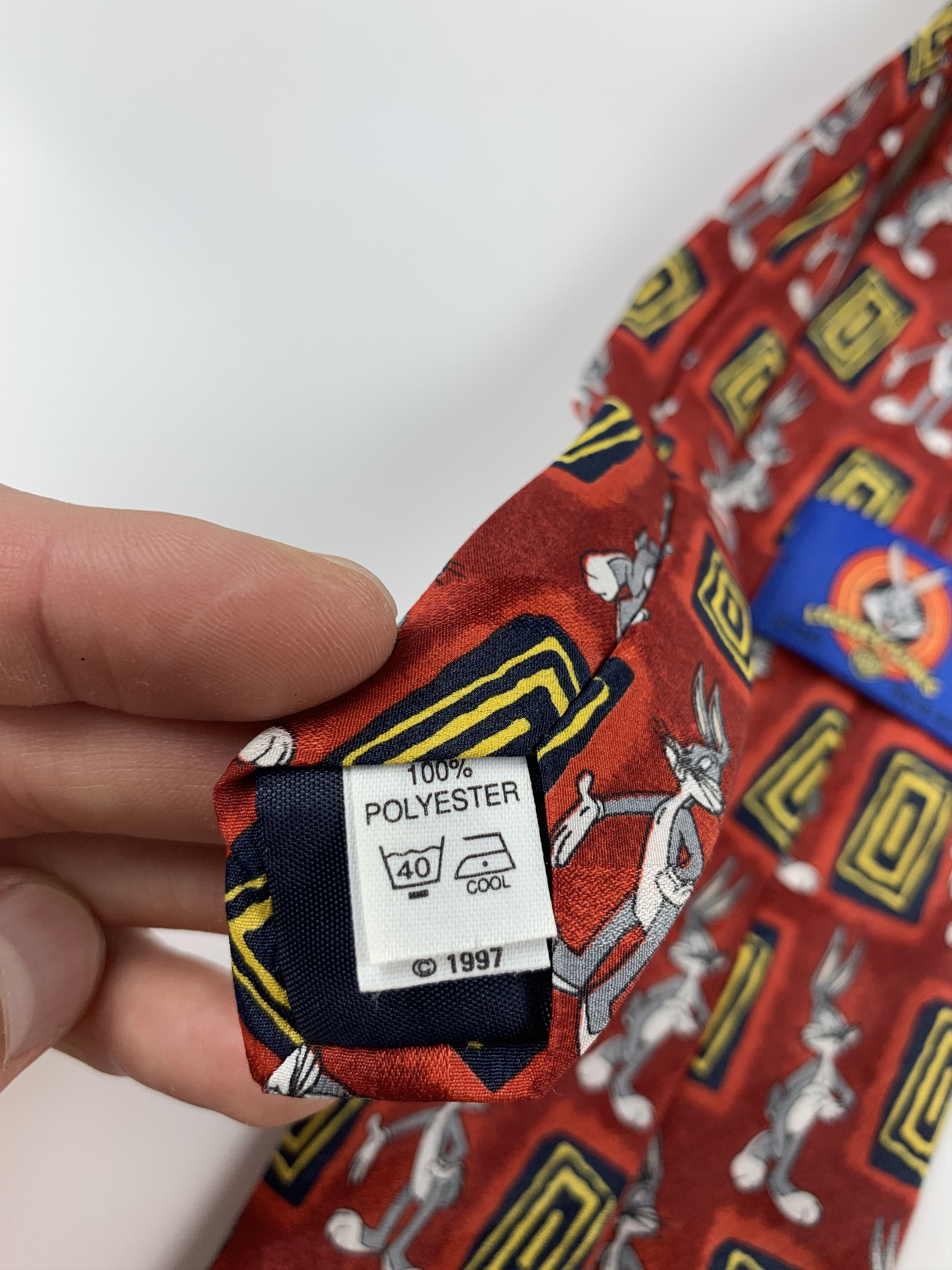 Vintage 90's Warner Bros. Looney Tunes 1997 Bugs Bunny Vintage Tie Size ONE SIZE - 6 Thumbnail