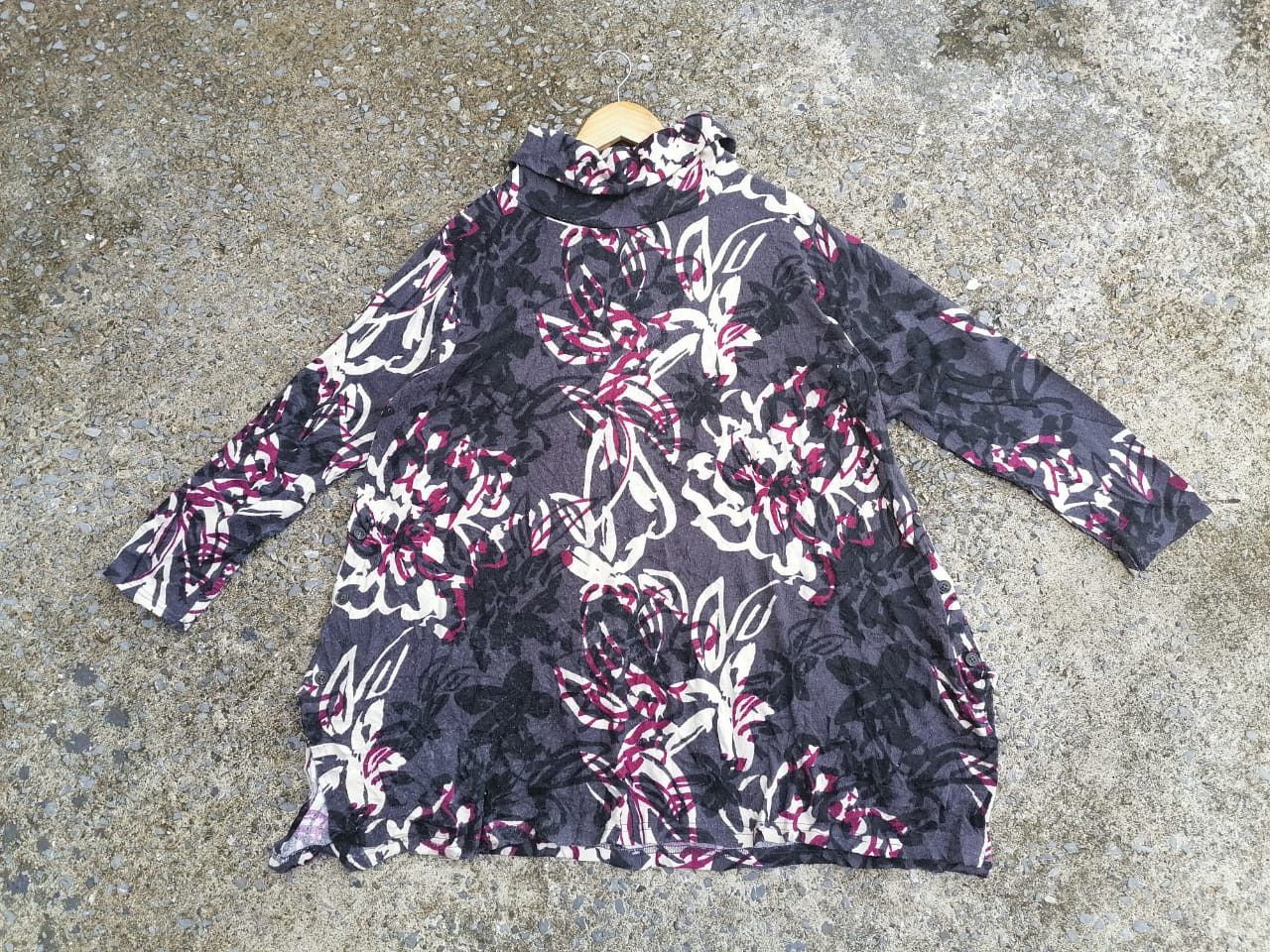 Unknown Brand Turtle Neck Nice Design Shirt