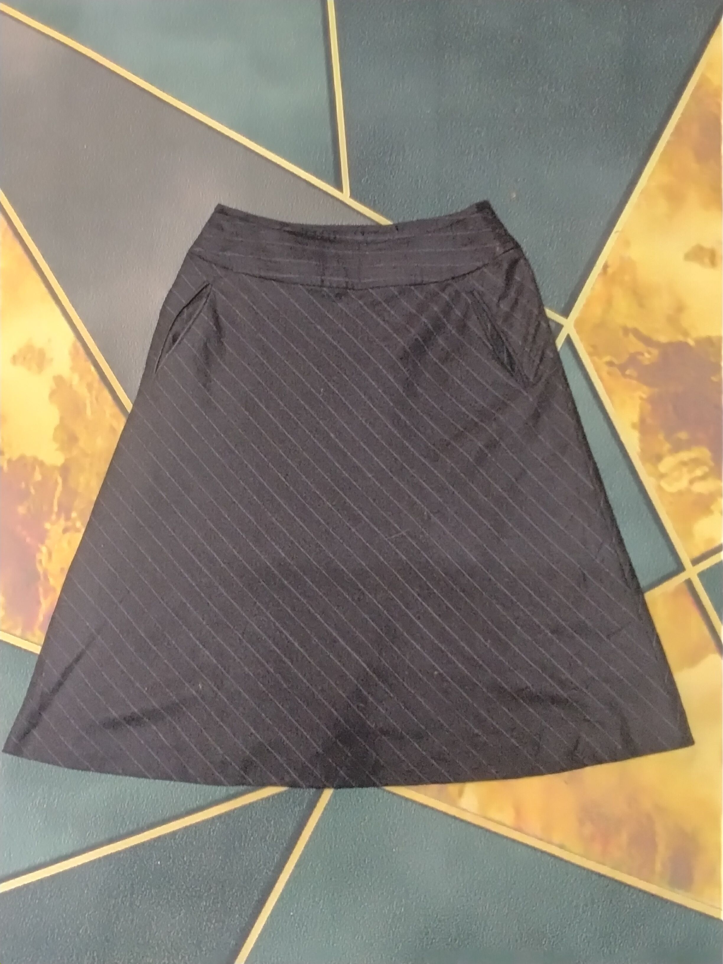 Japanese Brand MARGERET HOWELL MIDI SKIRT Size 28" / US 6 / IT 42 - 1 Thumbnail
