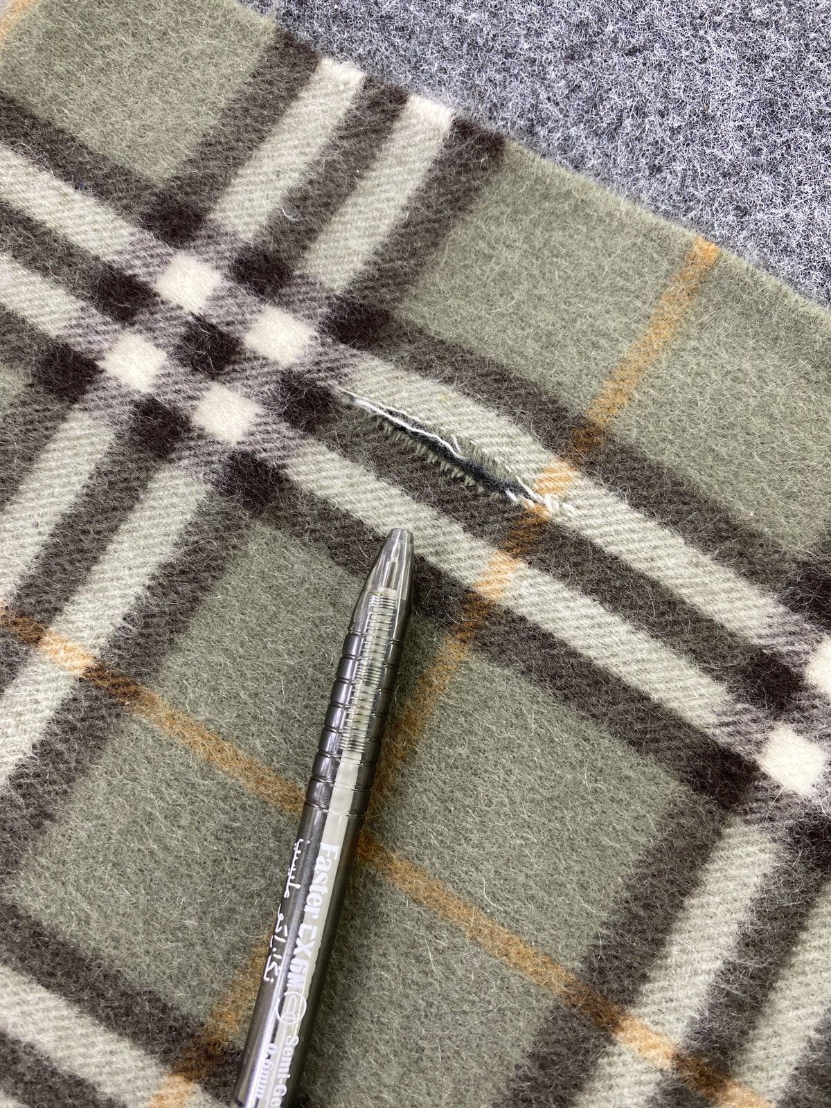 Burberry × Vintage Vintage Burberry Scarf/Muffler/neckwear -T213 Size ONE SIZE - 4 Thumbnail