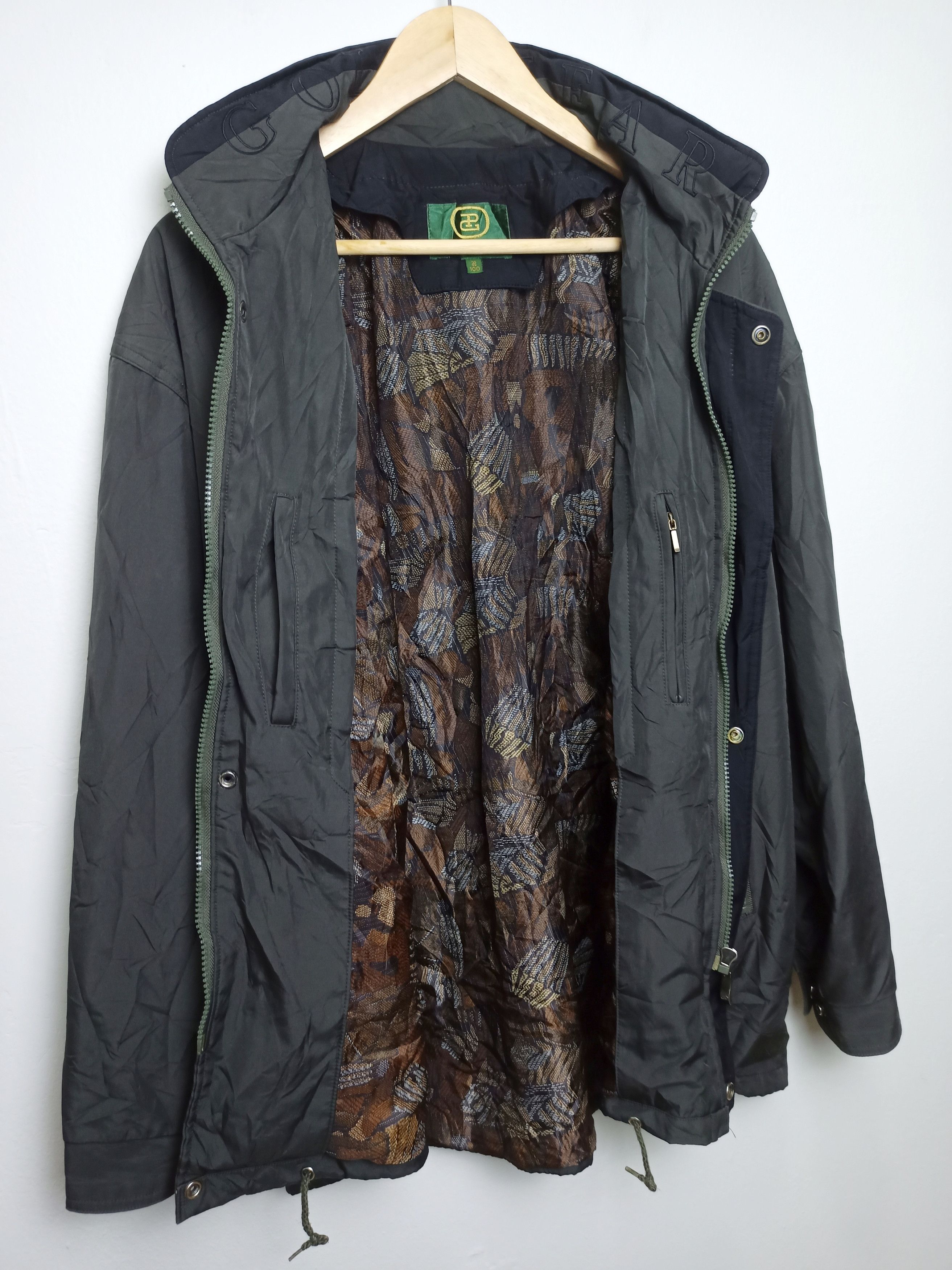 Image of Paolo Gucci x Vintage Paola Gucci Golf Wear Parkas Jacket in Army Green, Men's (Size XL)