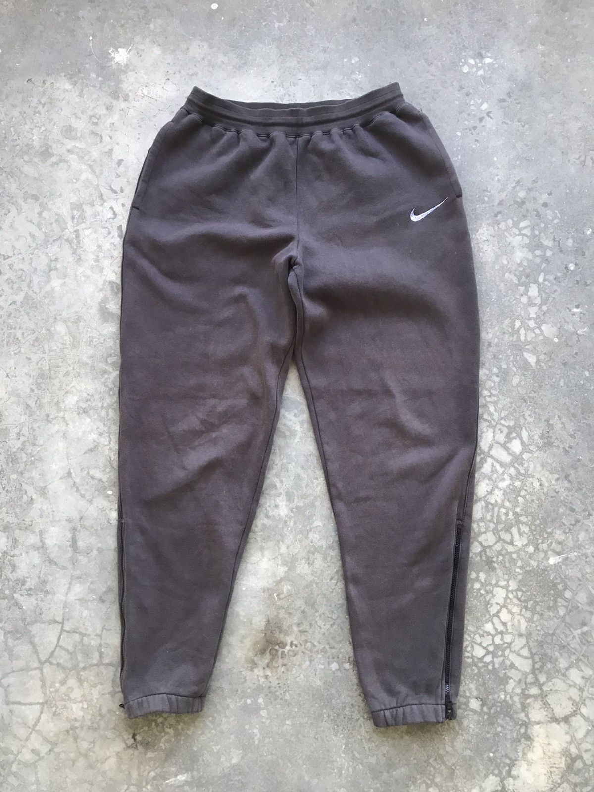 Nike × Vintage Vintage 90s NIKE Sweat Pant Size US 32 / EU 48 - 1 Thumbnail