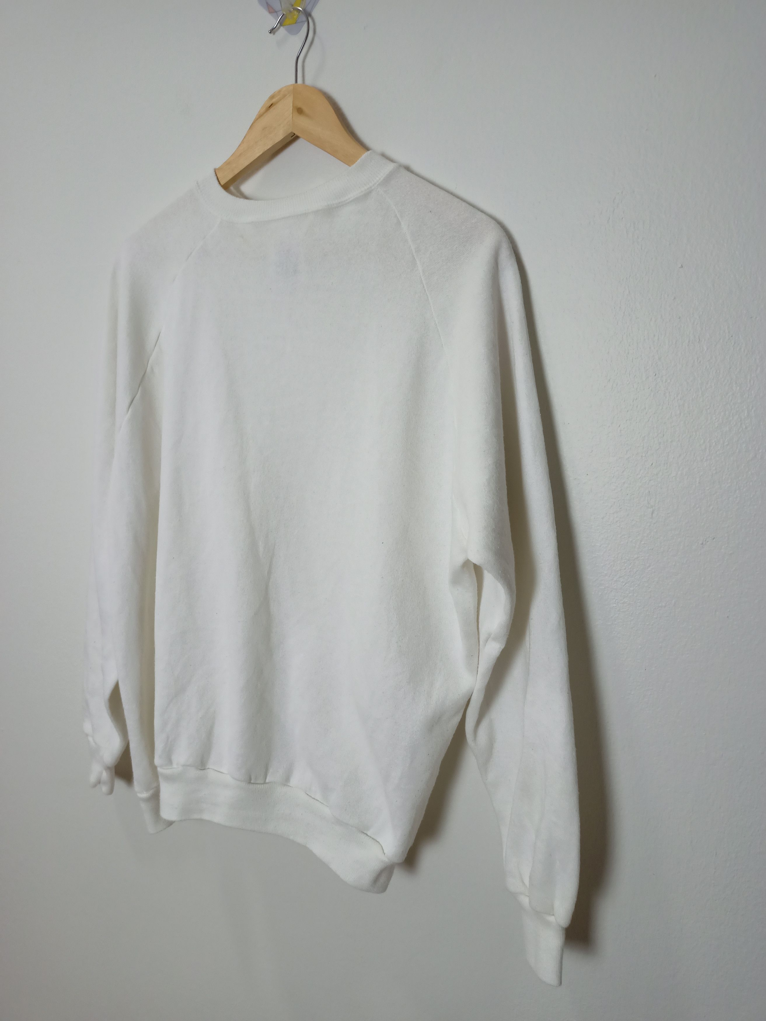 Hanes HANES Plain White Sweatshirt Size US XL / EU 56 / 4 - 3 Thumbnail