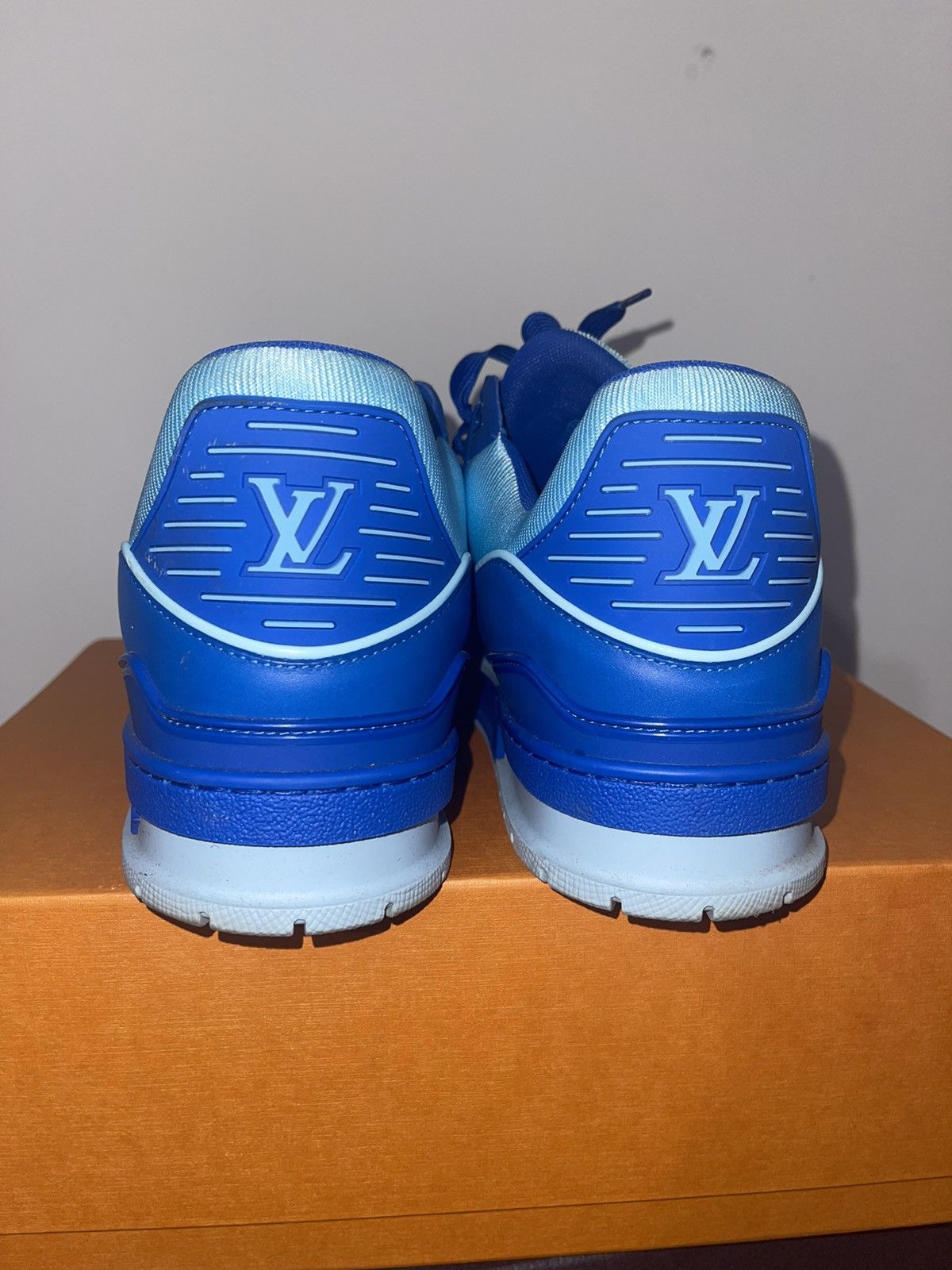 Louis Vuitton LV trainers Size US 10 / EU 43 - 1 Thumbnail
