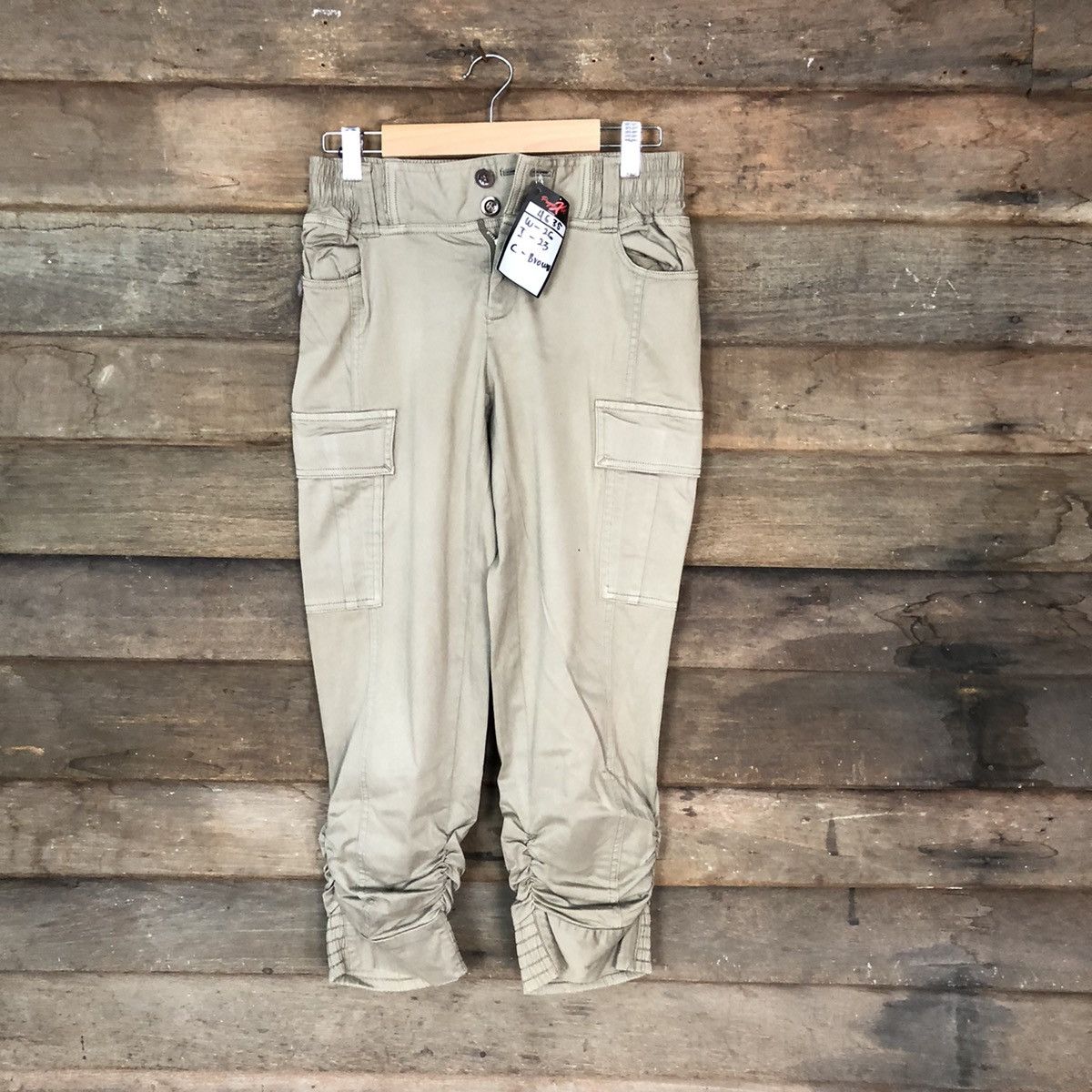 image of Laf Brown Cropped Multipocket Cargo Pants 4635, Women's (Size 26)