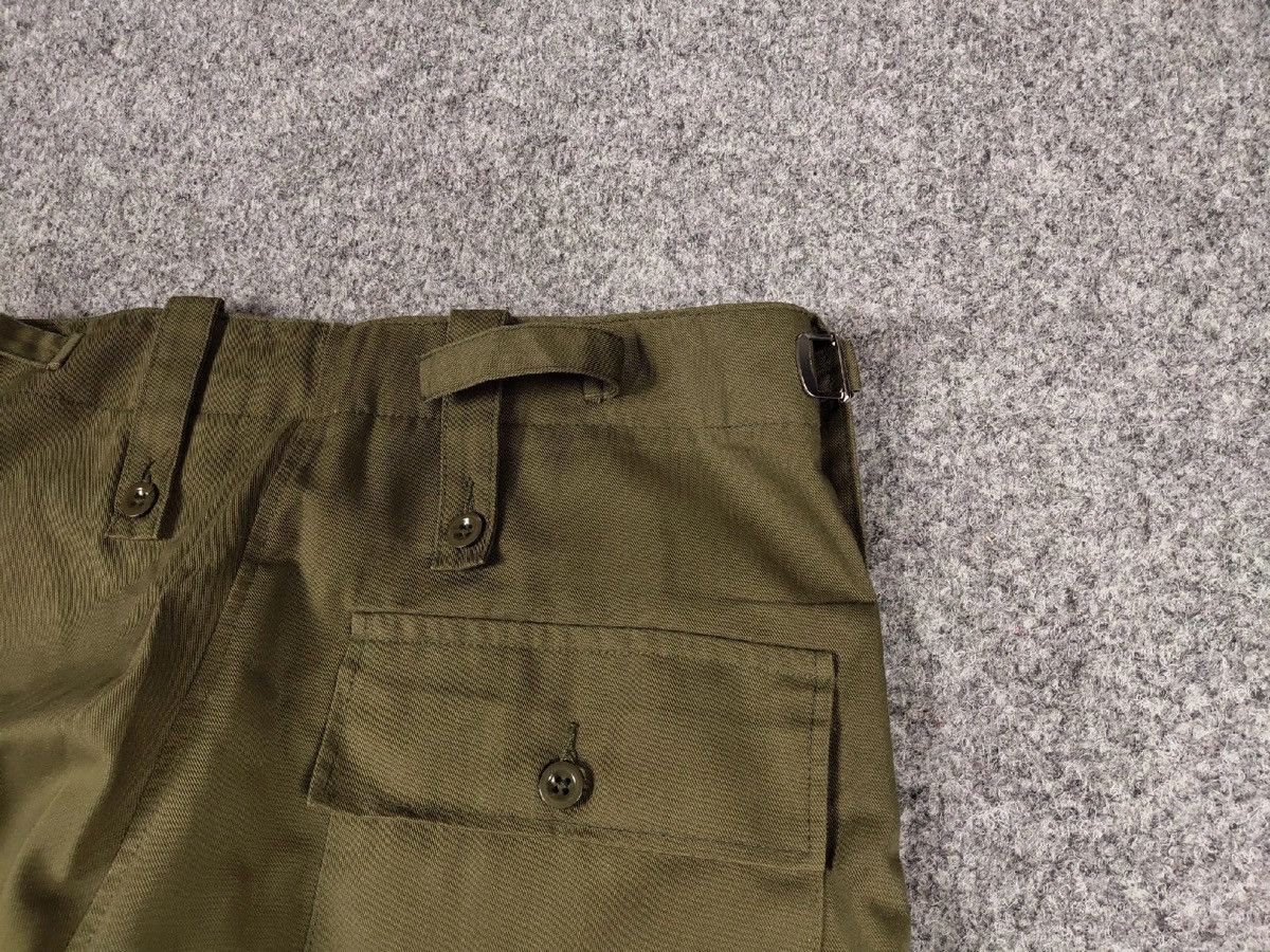 Vintage Vintage 90's British Army Lightweight Trousers Cargo Pants Size US 32 / EU 48 - 17 Thumbnail