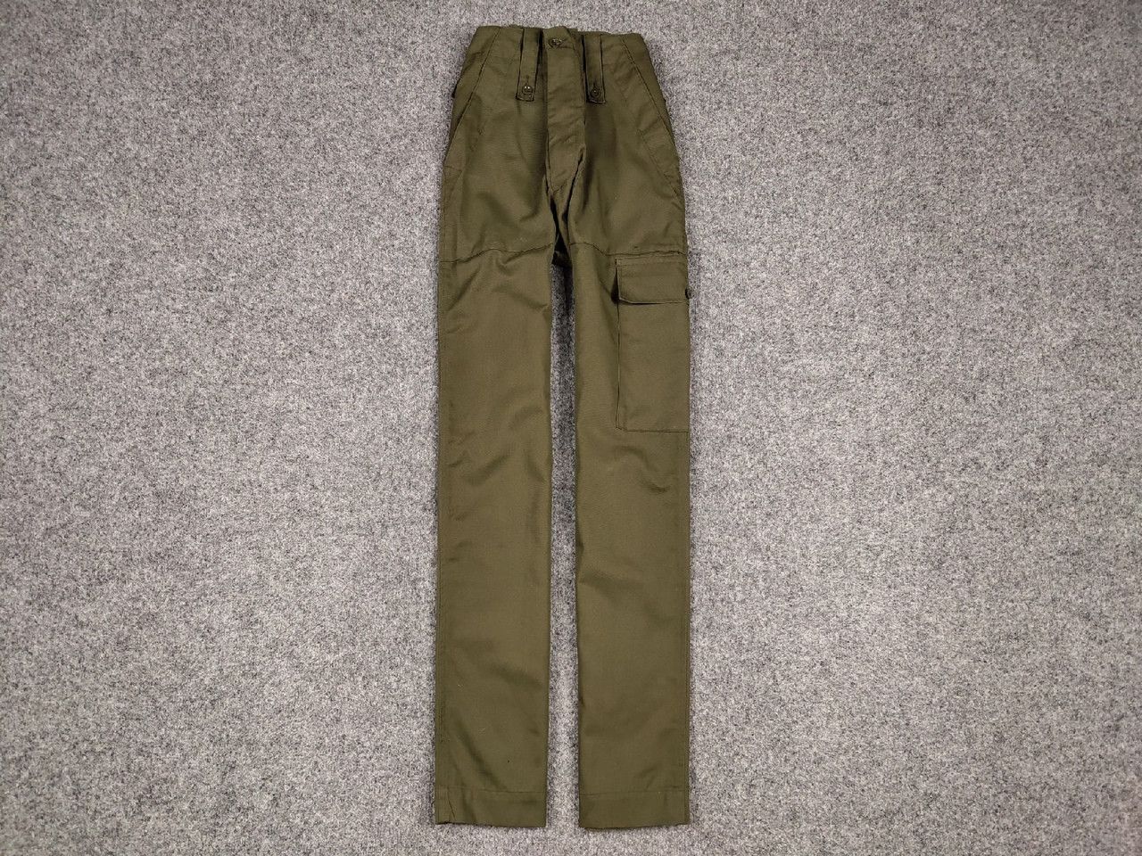 Vintage Vintage 90's British Army Lightweight Trousers Cargo Pants Size US 32 / EU 48 - 1 Thumbnail