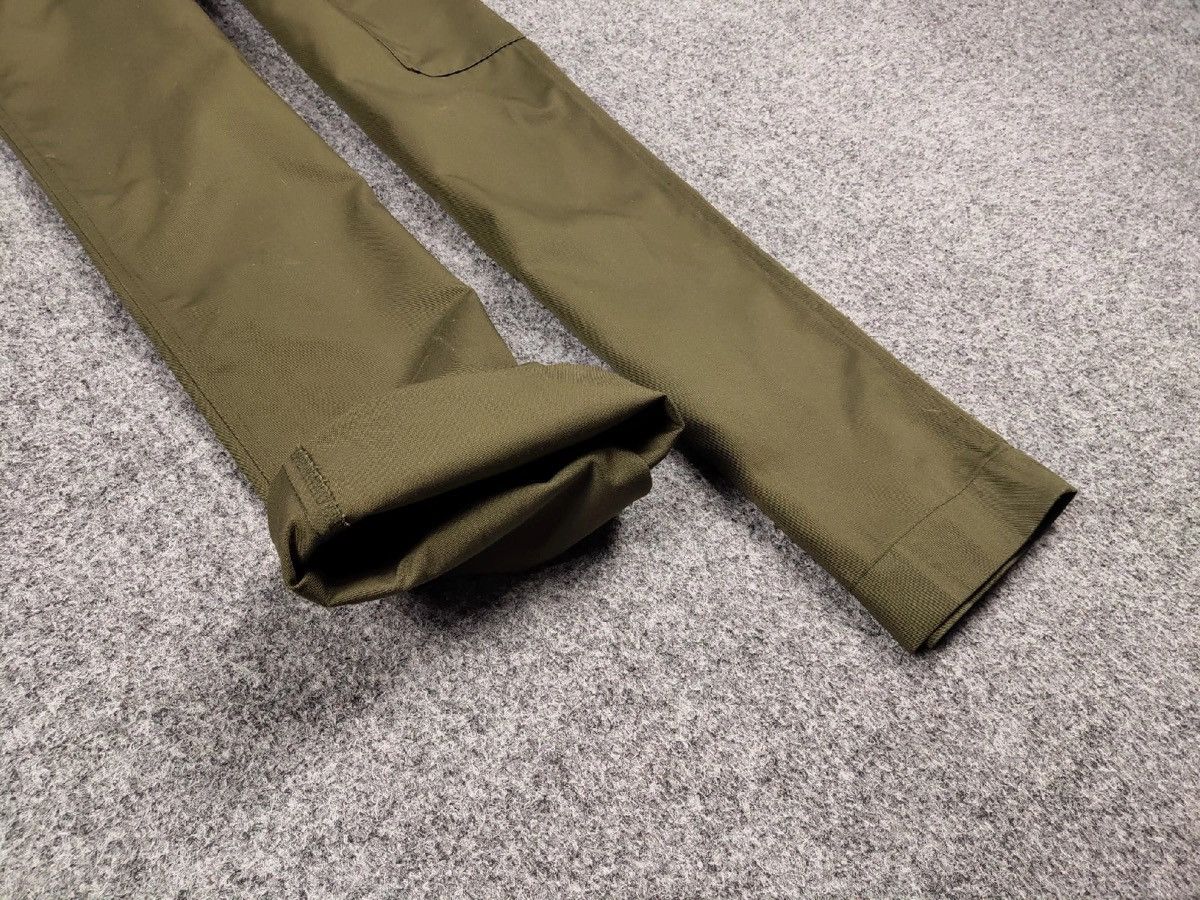 Vintage Vintage 90's British Army Lightweight Trousers Cargo Pants Size US 32 / EU 48 - 9 Thumbnail