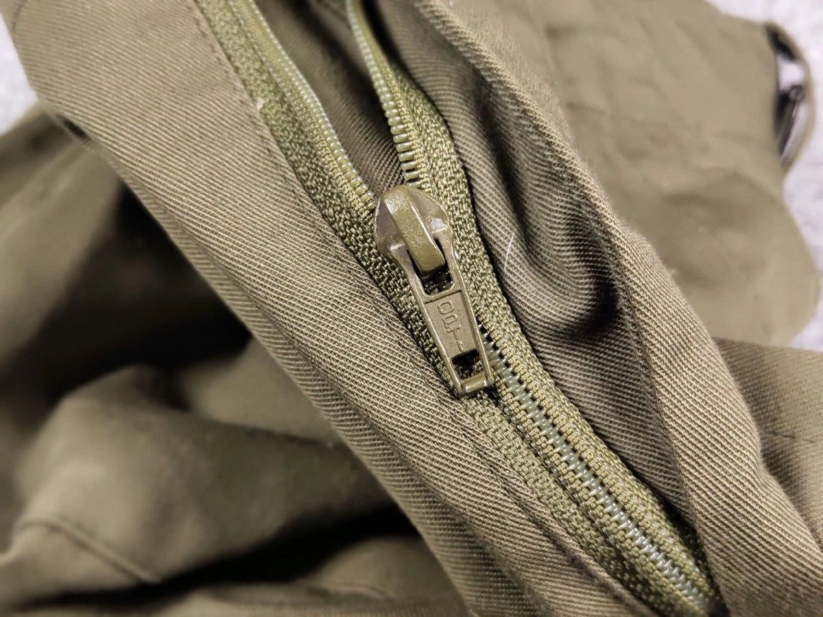 Vintage Vintage 90's British Army Lightweight Trousers Cargo Pants Size US 32 / EU 48 - 21 Thumbnail