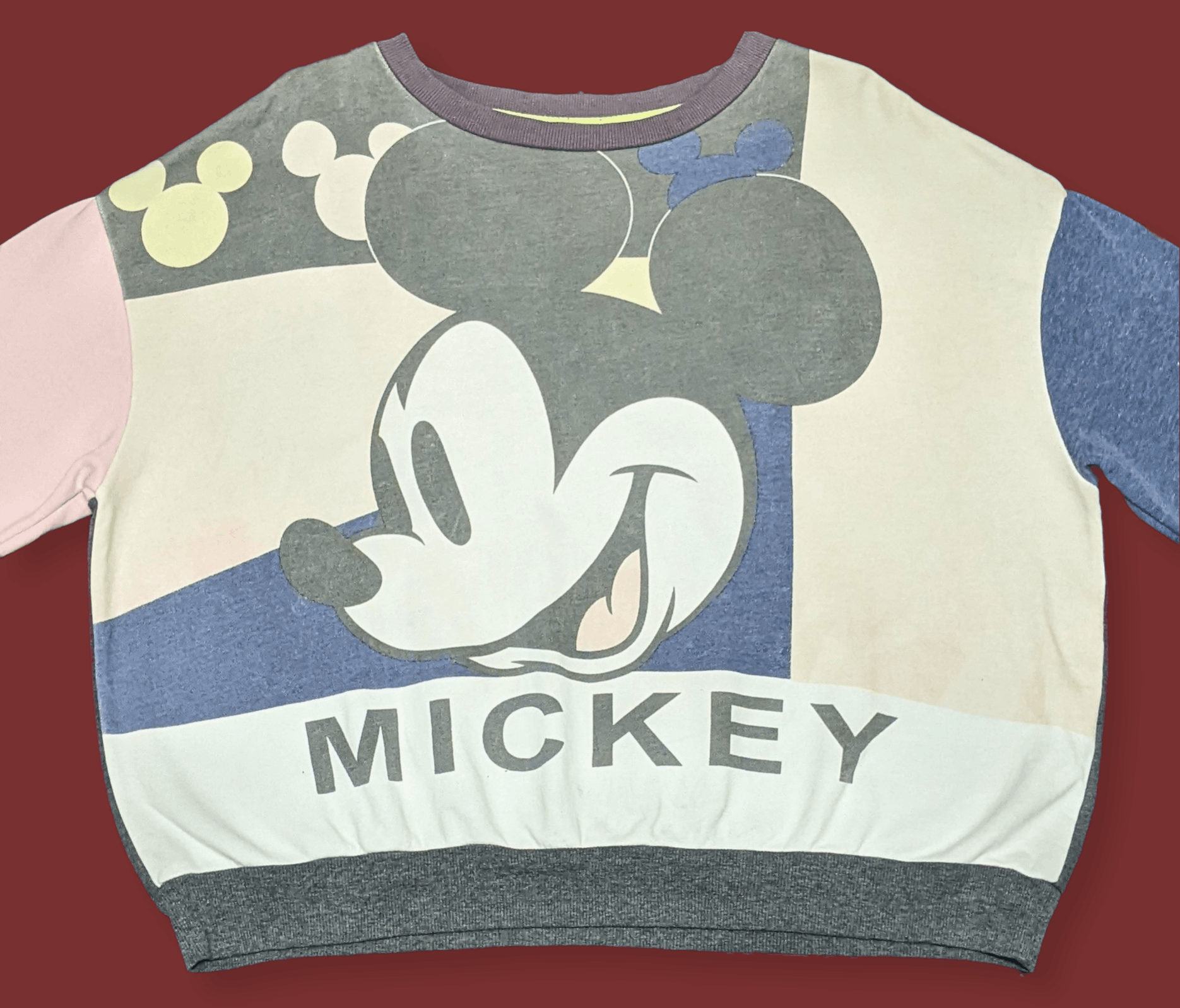 Disney × Mickey Mouse × Vintage Vintage Disney Mickey Mouse All Over Print Sweatshirt Size US S / EU 44-46 / 1 - 3 Thumbnail