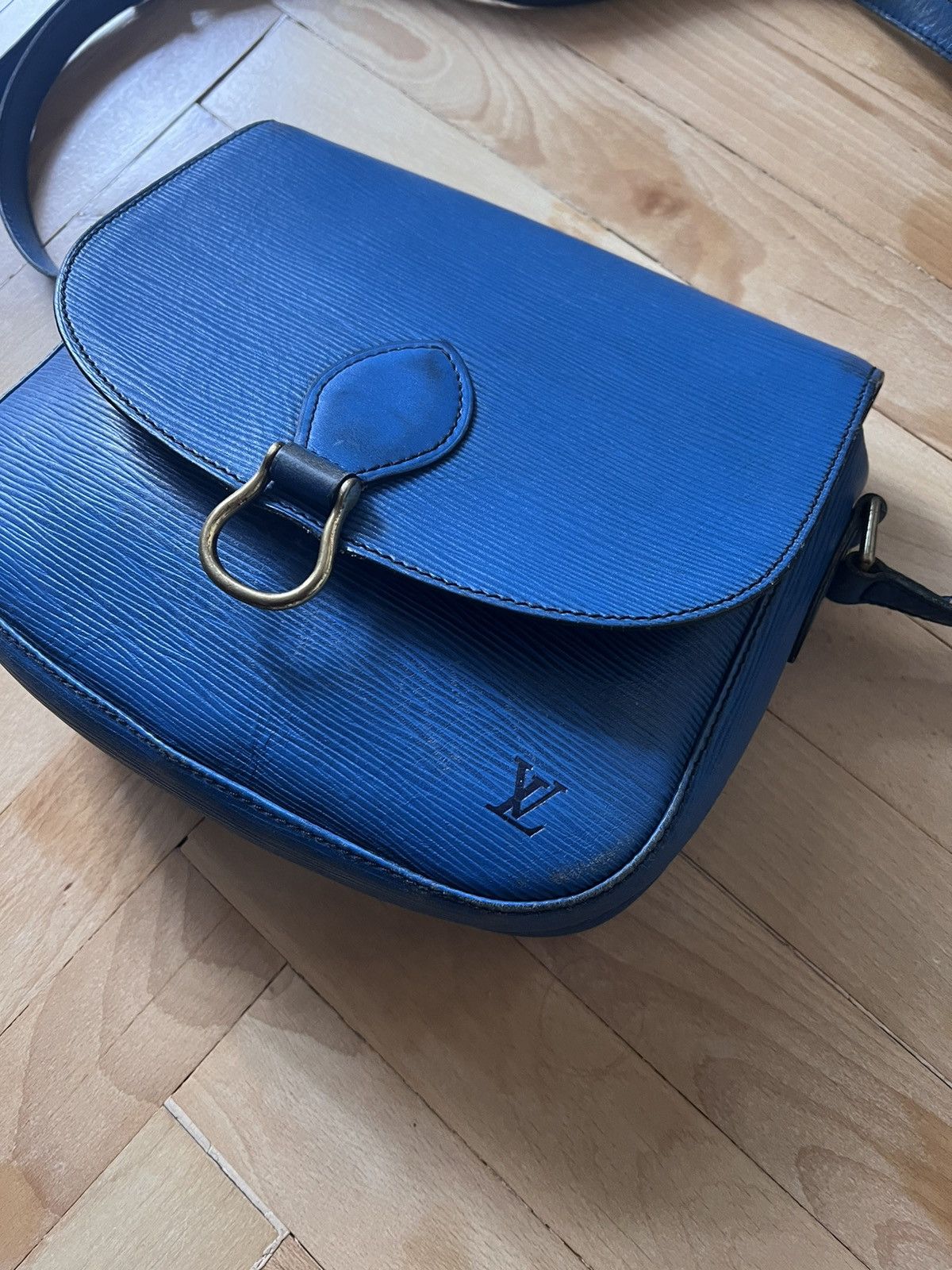 Louis Vuitton Vintage Louis Vuitton Epi Shoulder Bag Size ONE SIZE - 4 Thumbnail