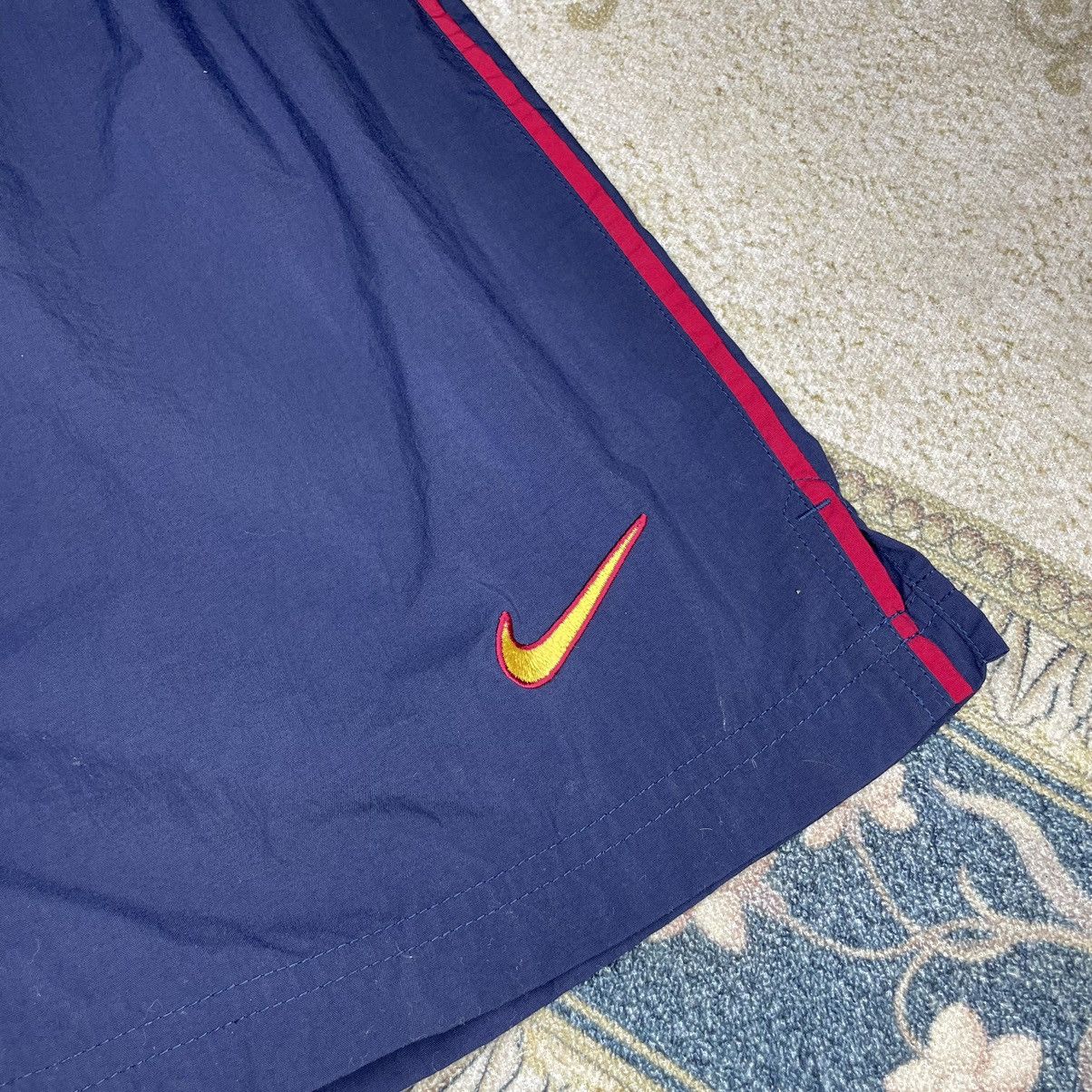Nike × Vintage Vintage nike barcalona fc nylon short pant Size US 30 / EU 46 - 3 Thumbnail