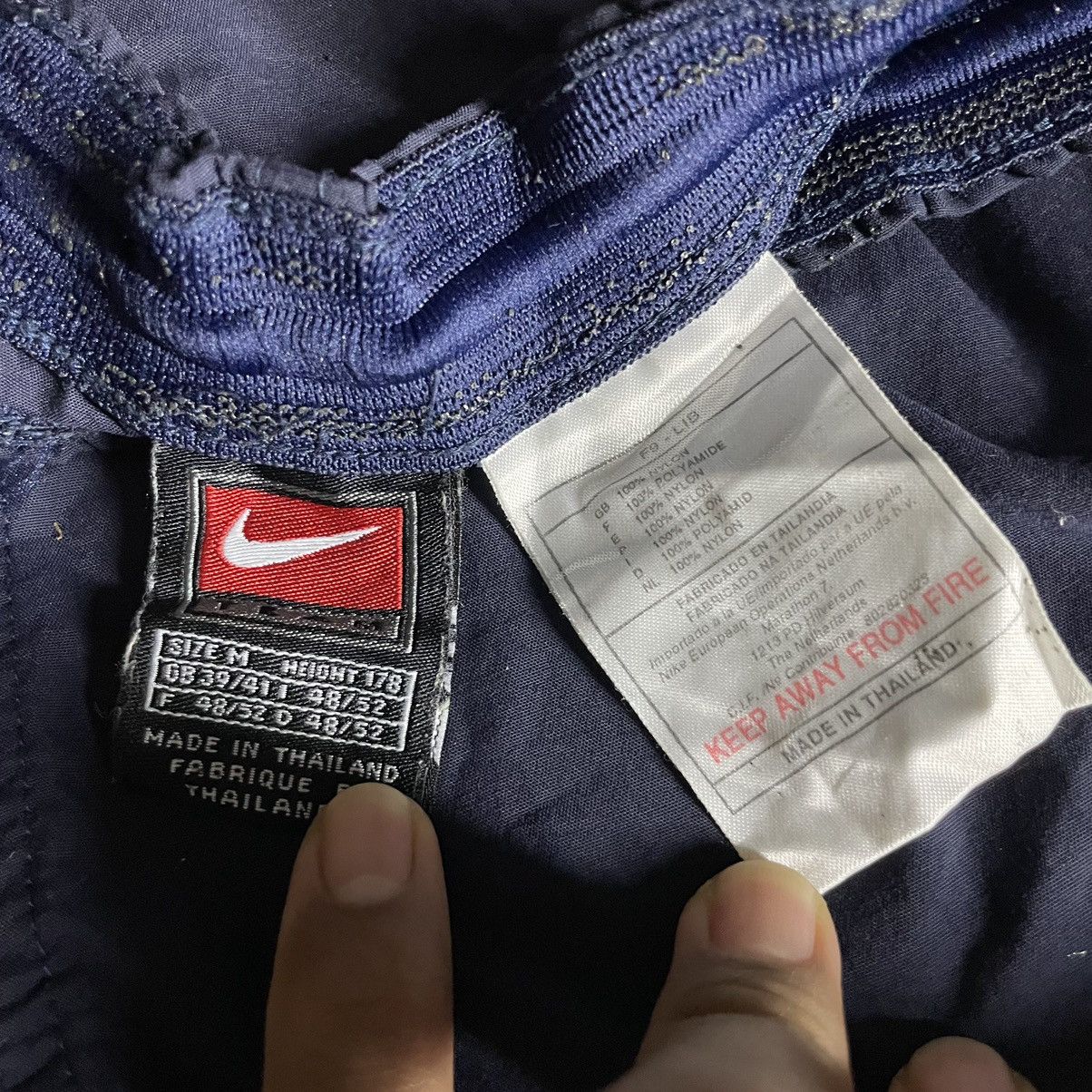 Nike × Vintage Vintage nike barcalona fc nylon short pant Size US 30 / EU 46 - 8 Thumbnail