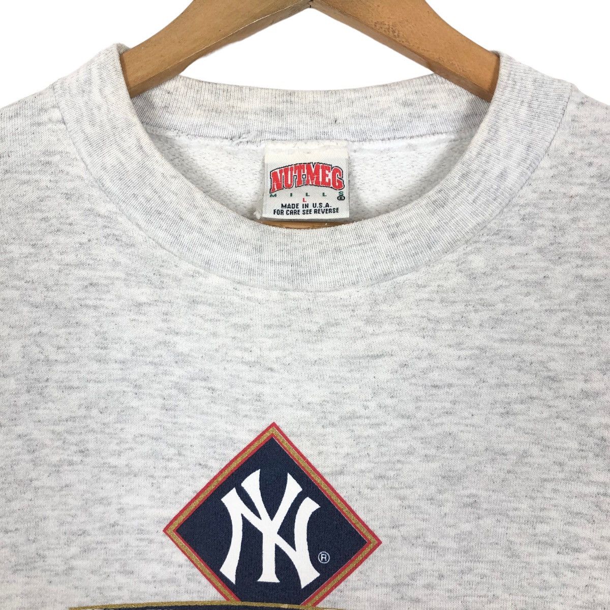 MLB Vintage 90s MLB New York Yankees Crewneck Sweatshirt Nutmeg Size US L / EU 52-54 / 3 - 8 Thumbnail