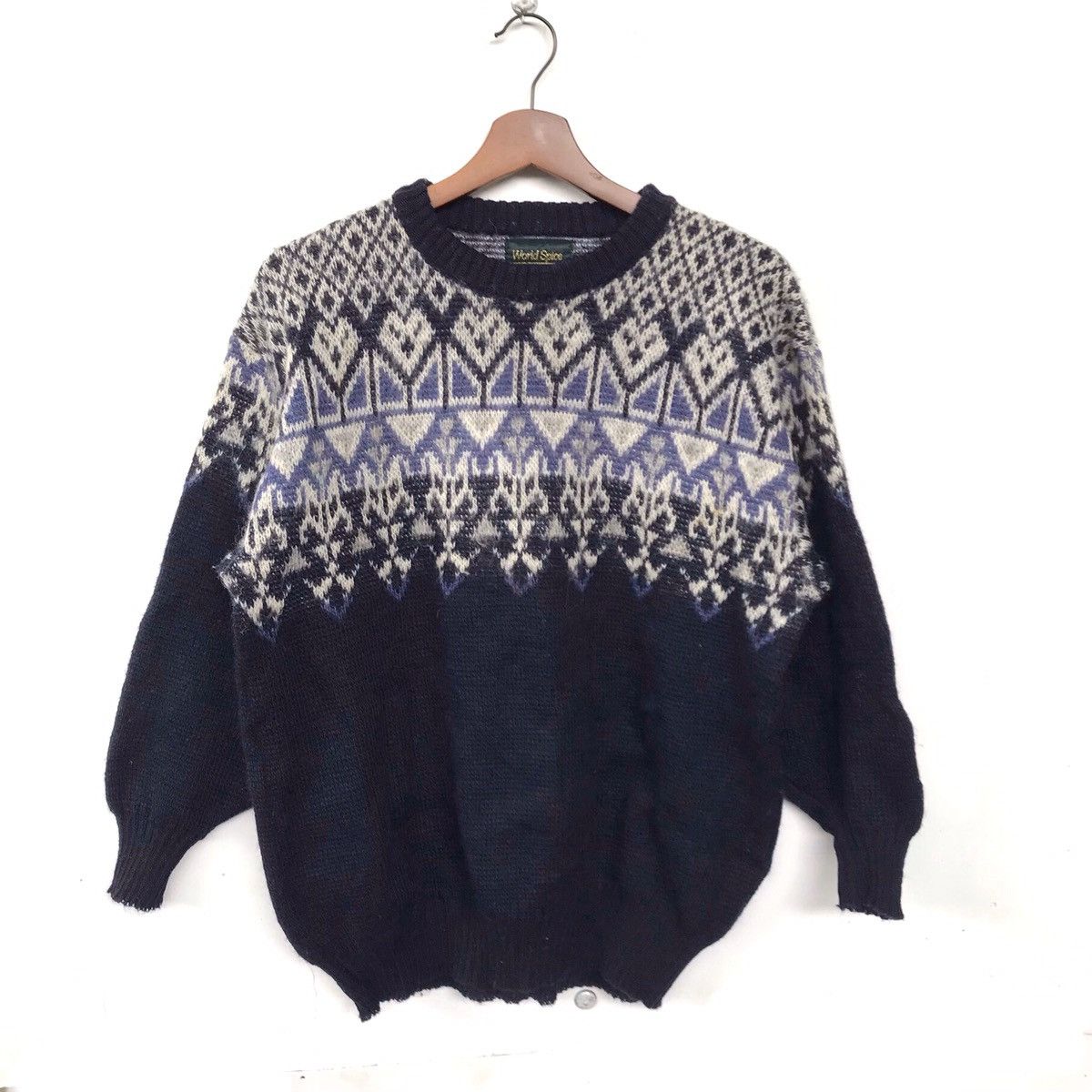 Japanese Brand Vintage World Spice Made In Iceland Knitwear Crewneck Size US L / EU 52-54 / 3 - 1 Thumbnail