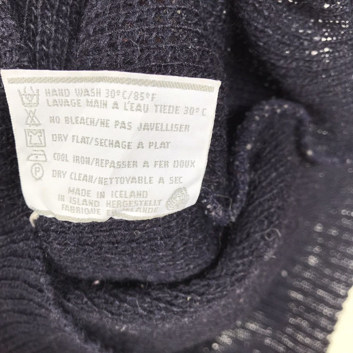 Japanese Brand Vintage World Spice Made In Iceland Knitwear Crewneck Size US L / EU 52-54 / 3 - 5 Thumbnail