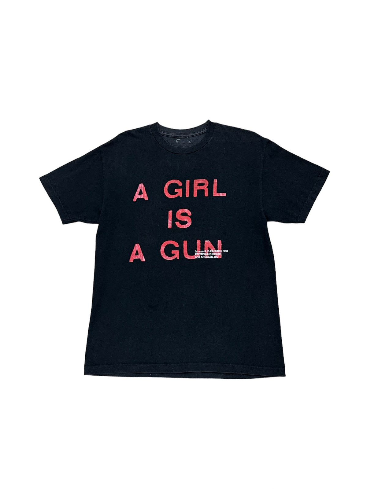 One Chick Travelsn Rope Gun Girlfriend T-Shirt Black / S