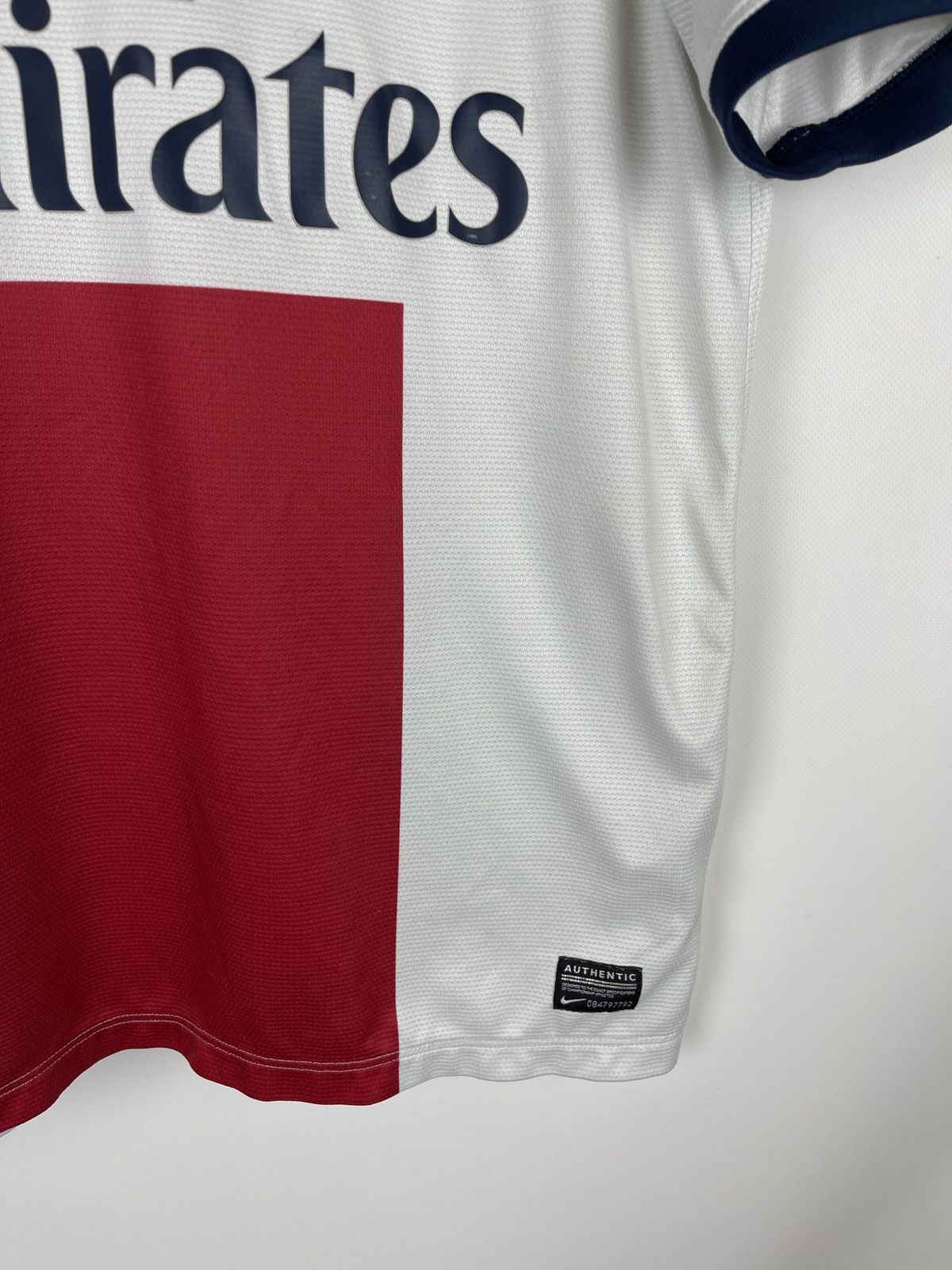 Nike Nike Paris Saint Germain PSG 2013 2014 away soccer jersey Size US M / EU 48-50 / 2 - 6 Thumbnail