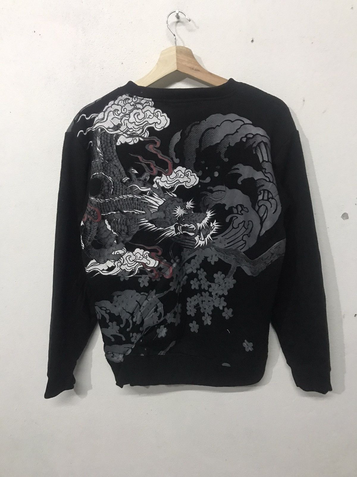 Japanese Brand Vintage🔥Dragon Sweater / Sweatshirt Big Logo Size US M / EU 48-50 / 2 - 1 Thumbnail