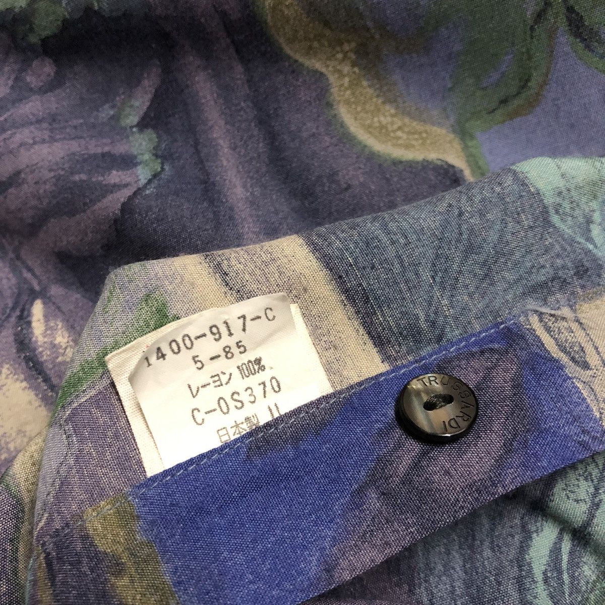 Trussardi Vintage Trusardi Floral Rayon Button Up All Over Print Size US L / EU 52-54 / 3 - 3 Thumbnail