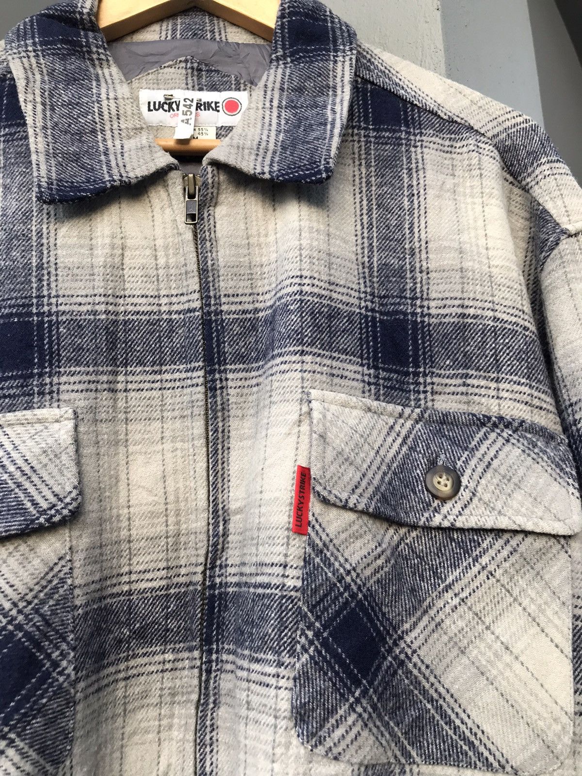Japanese Brand × Vintage Vintage Lucky Strike Zipper Wool Flannel Size US M / EU 48-50 / 2 - 3 Thumbnail