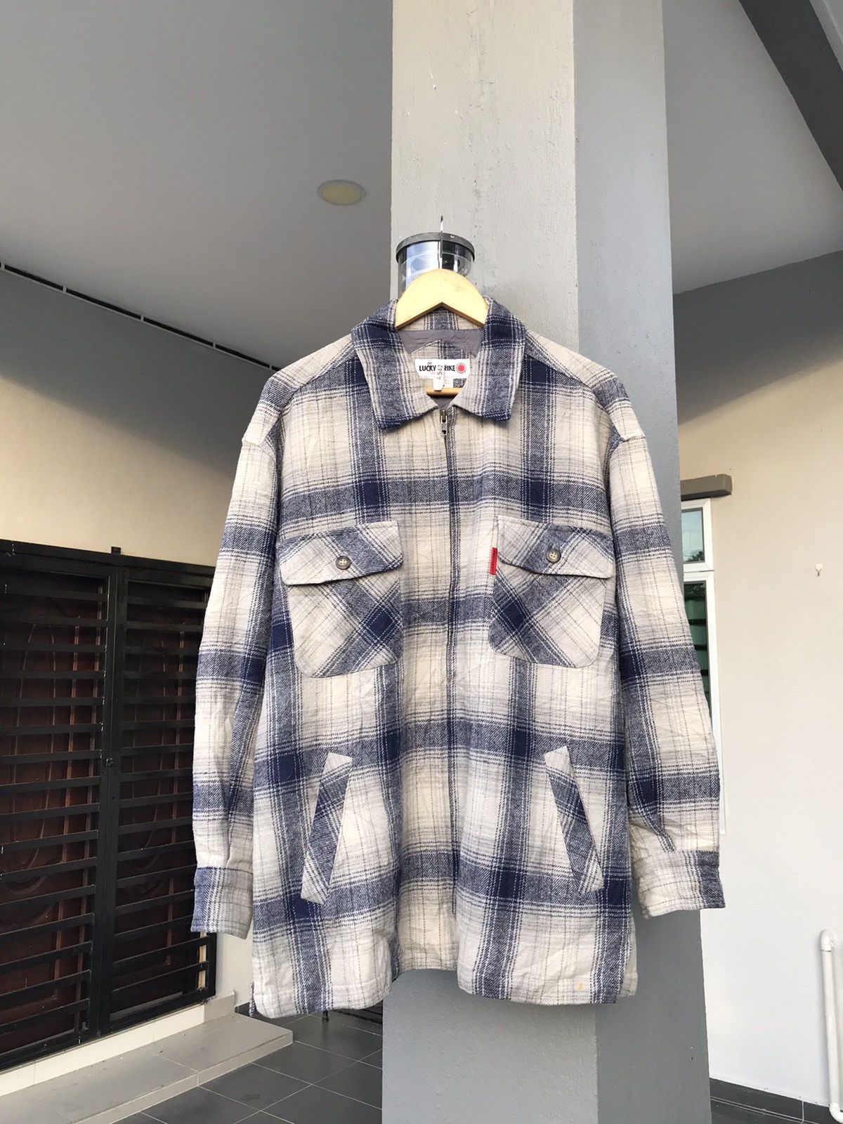 Japanese Brand × Vintage Vintage Lucky Strike Zipper Wool Flannel Size US M / EU 48-50 / 2 - 1 Thumbnail