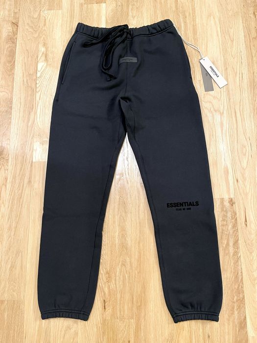 Fear of God Fear of God Essentials Sweatpants Stretch Limo SS22 size L ...