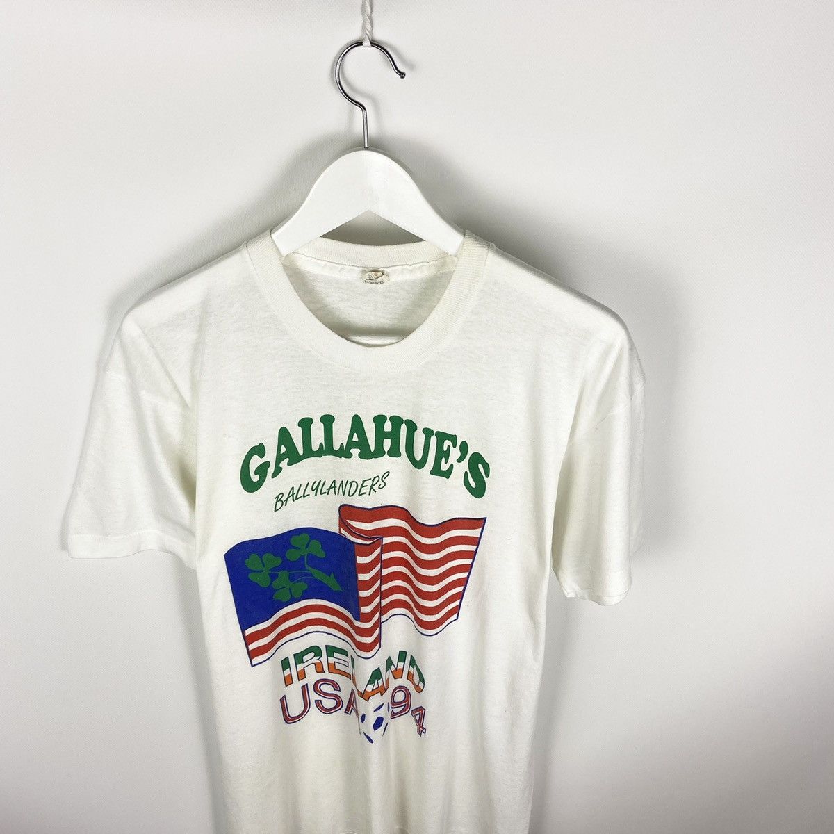 Vintage Vintage 90’s 1994 Fifa World Cup USA Ireland Gallahue’s tee Size US L / EU 52-54 / 3 - 3 Thumbnail