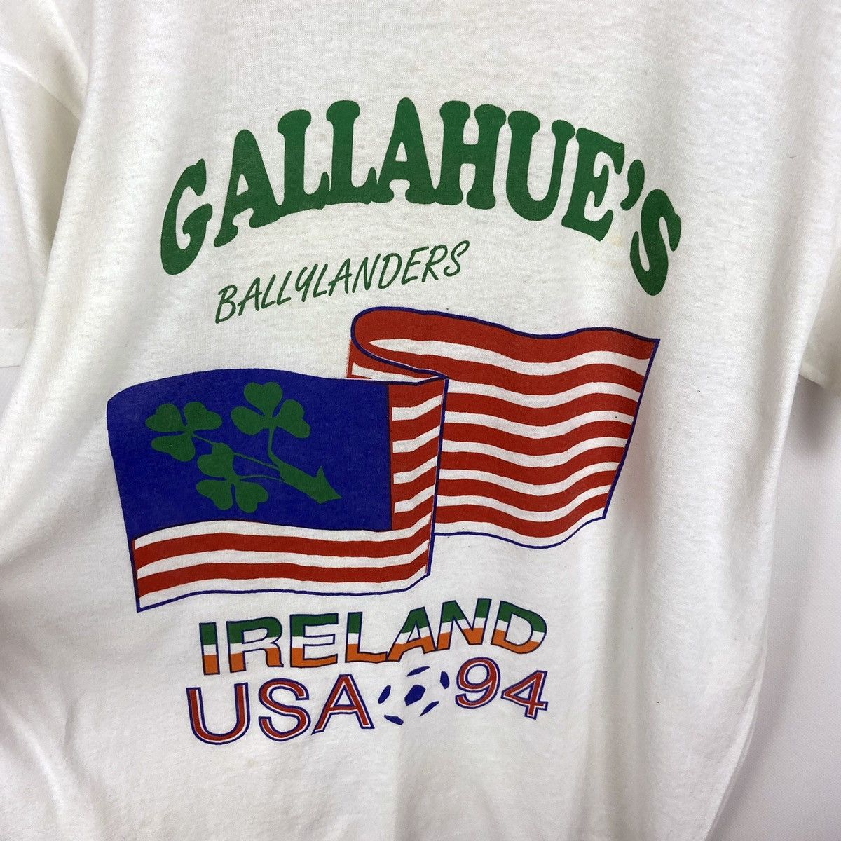 Vintage Vintage 90’s 1994 Fifa World Cup USA Ireland Gallahue’s tee Size US L / EU 52-54 / 3 - 4 Thumbnail