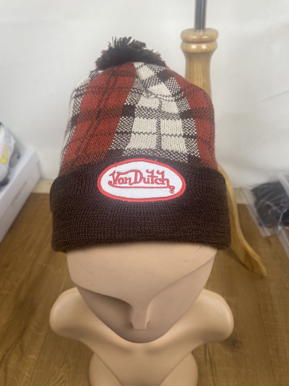 Von Dutch Von Dutch Checked Pom Beanie Winter Hat Size ONE SIZE - 1 Thumbnail