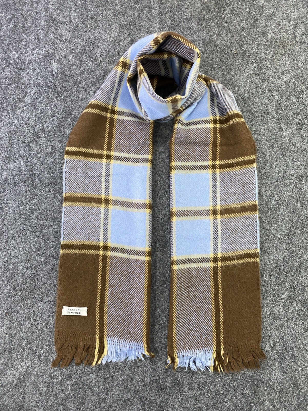 Barneys New York BARNEYS NEW YORK Scarf / Muffler / Neckwear -T226 Size ONE SIZE - 1 Thumbnail