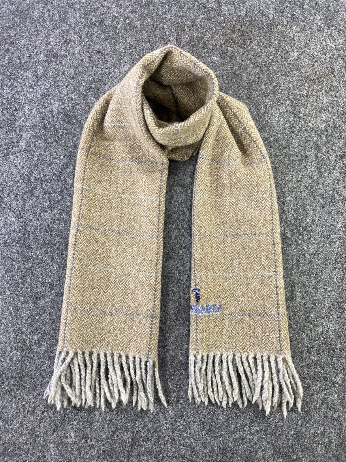 TRUSSARDI Scarf / Muffler / Neckwear -T235