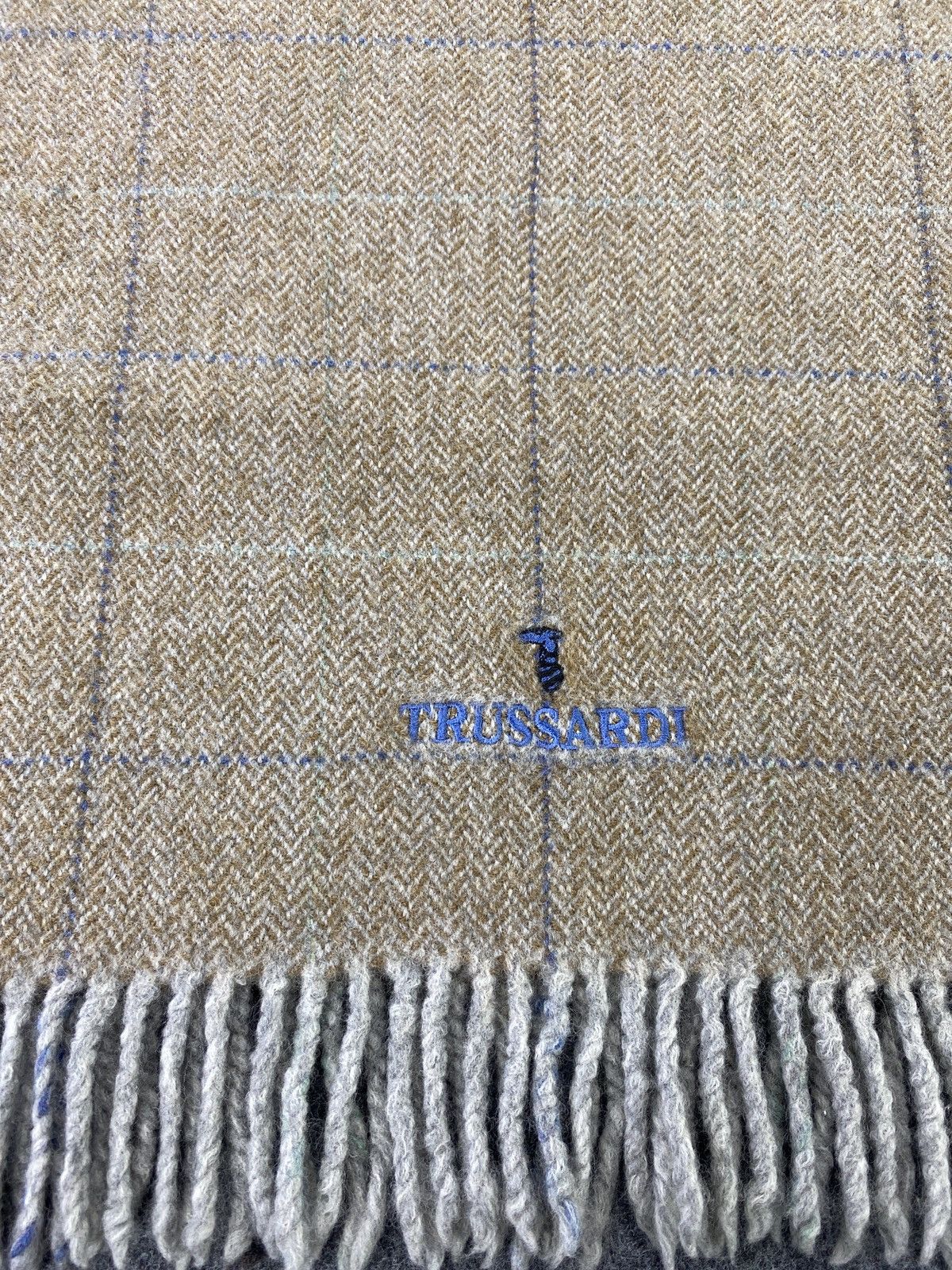 TRUSSARDI Scarf / Muffler / Neckwear -T235