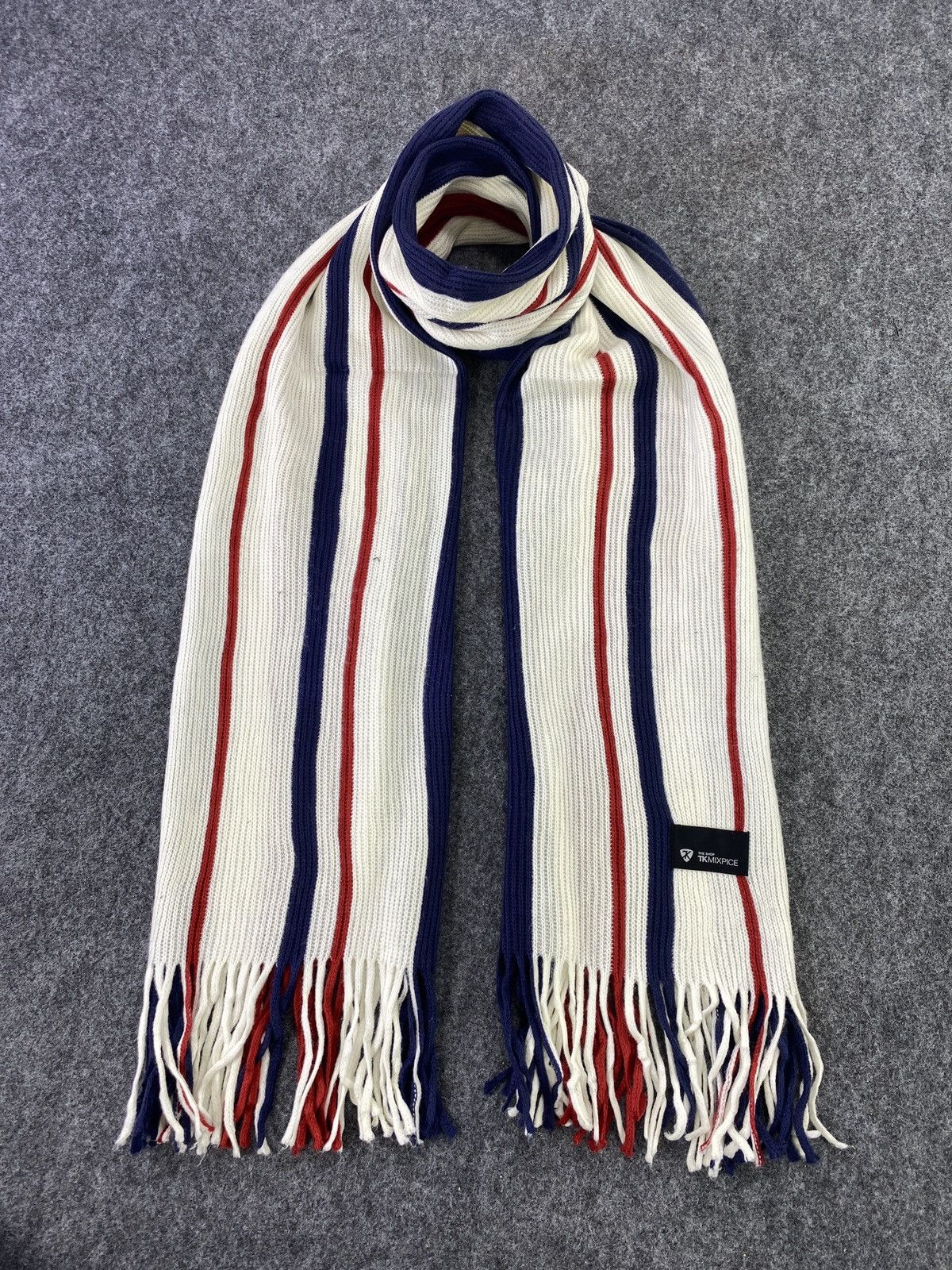 Takeo Kikuchi TAKEO KIKUCHI Scarf/Muffler/neckwear -T238 Size ONE SIZE - 1 Thumbnail