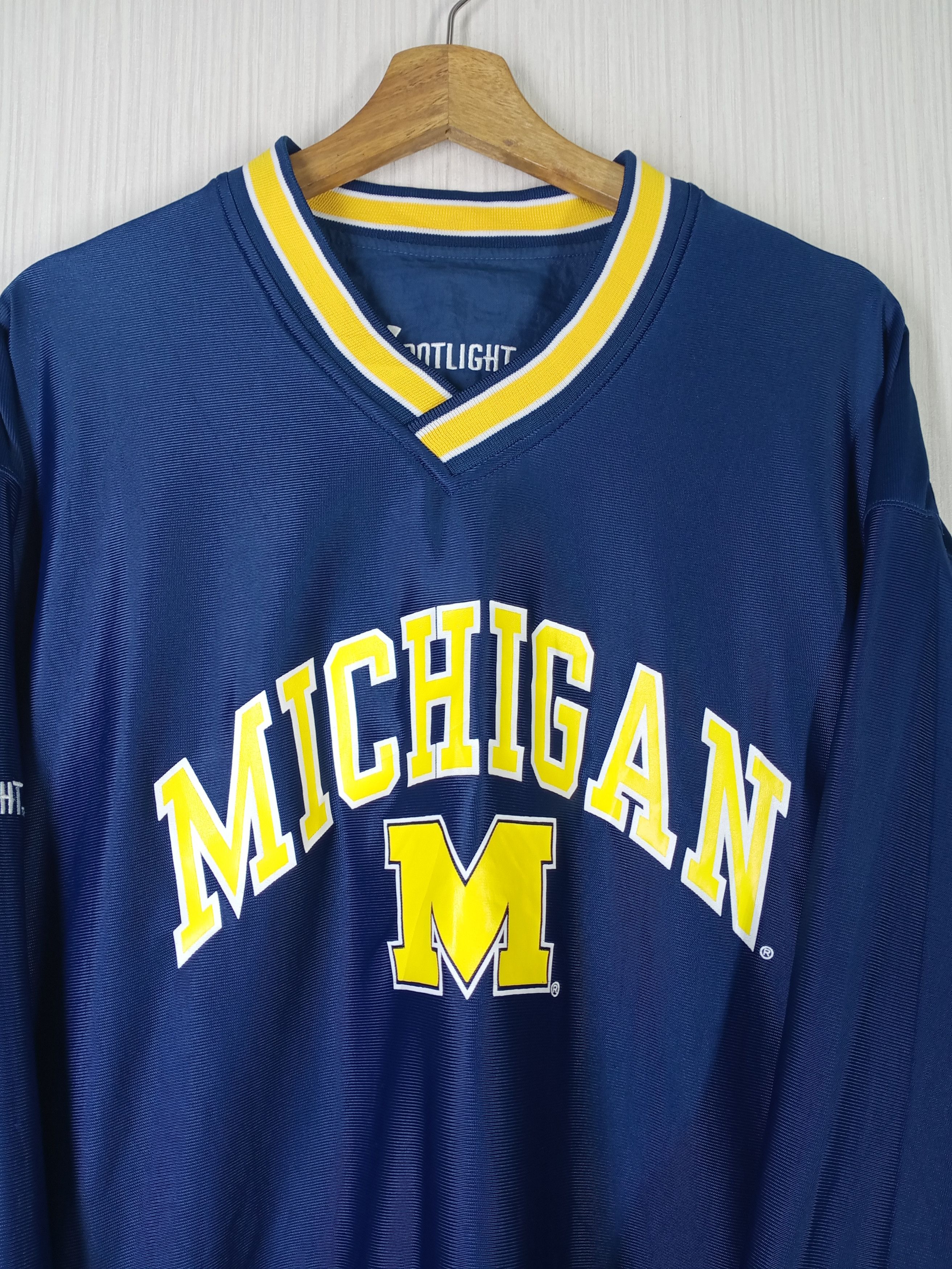 NCAA VINTAGE MICHIGAN WOLVERINES REVERSIBLE PULLOVER JACKET Size US L / EU 52-54 / 3 - 3 Thumbnail