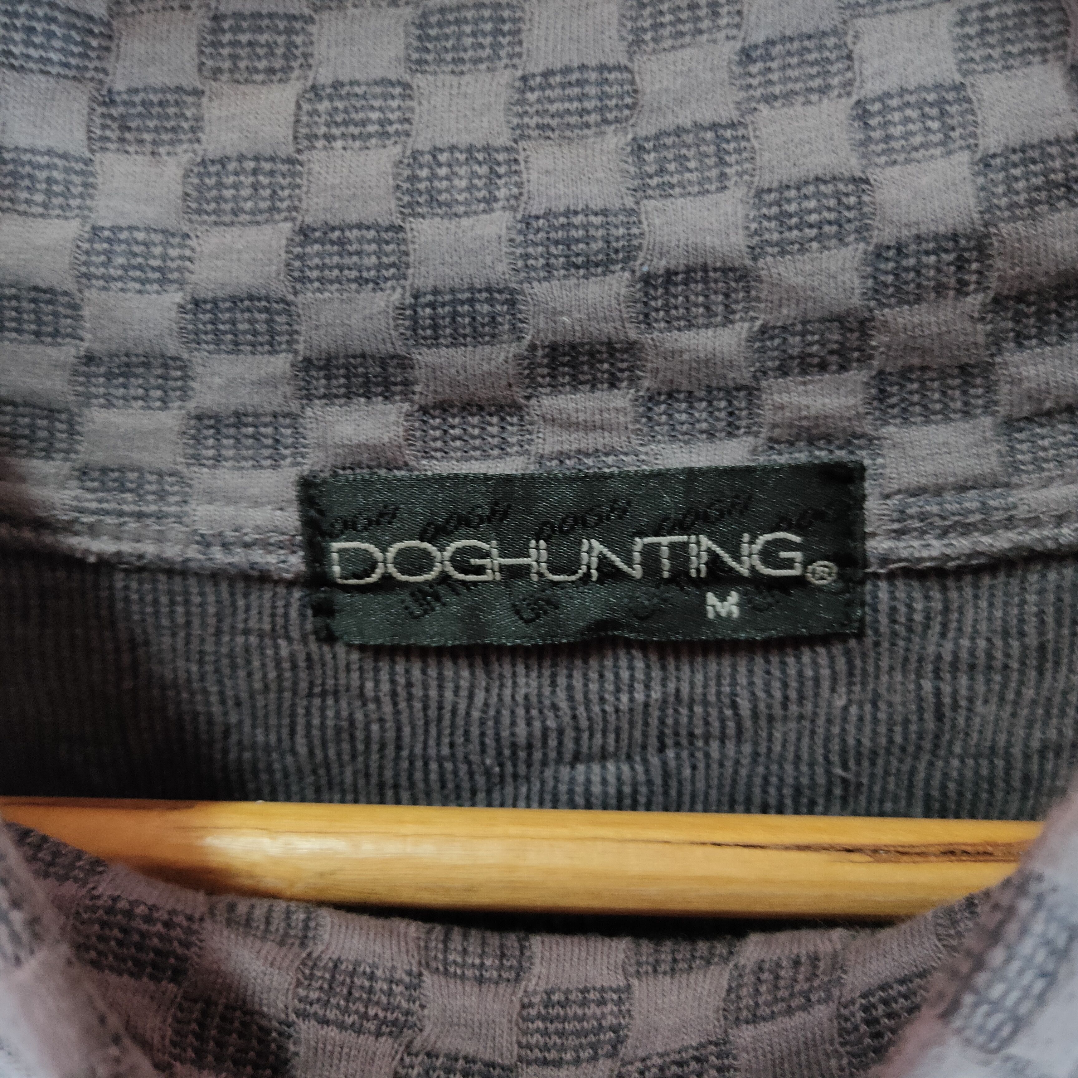 Japanese Brand DOG HUNTING Embroidery Logo Grid Pattern Design Sweatshirt Size US L / EU 52-54 / 3 - 5 Thumbnail