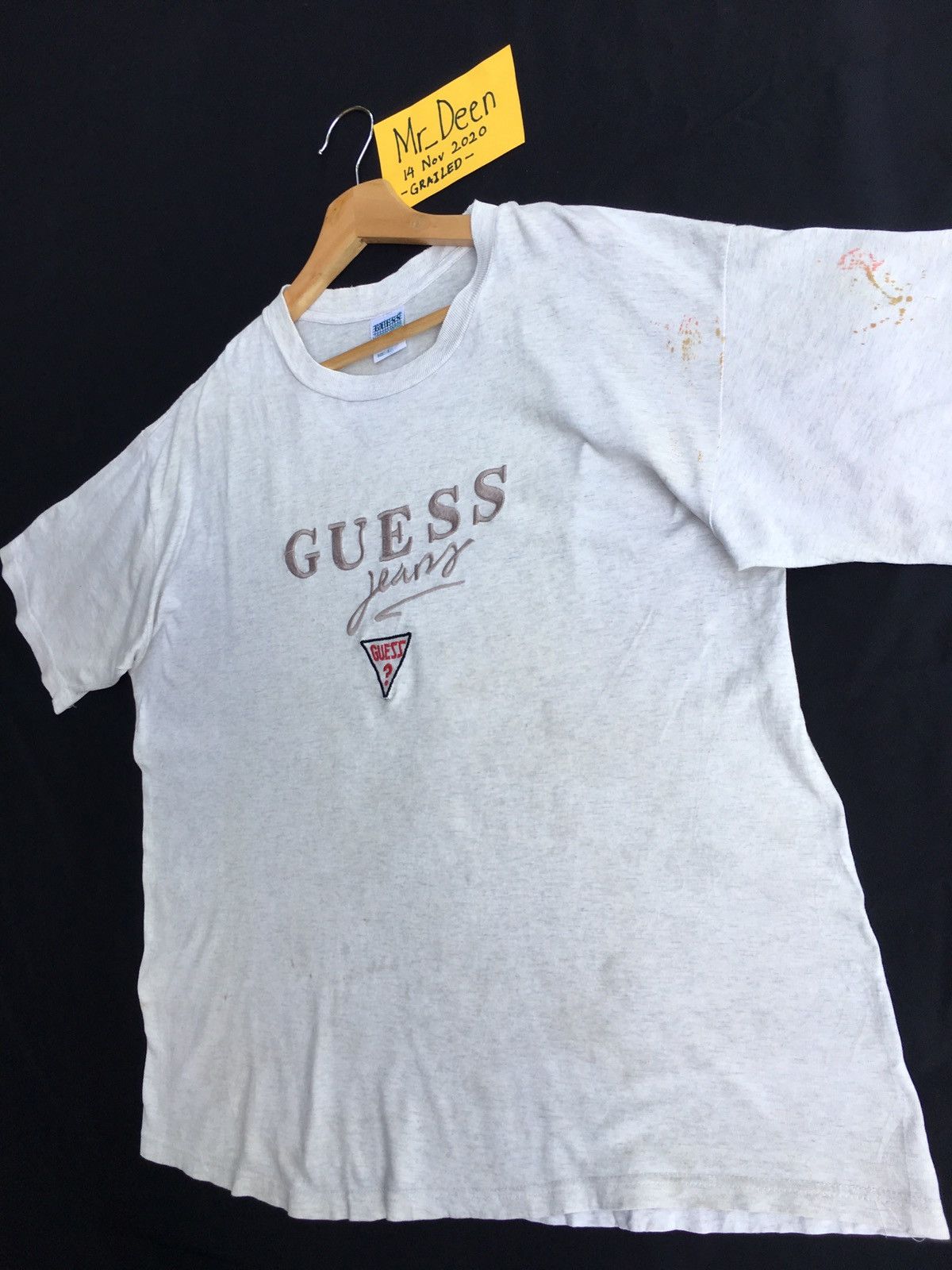 Guess Vintage 90s Guess Spellout Embroidered Logo Tshirt Size US L / EU 52-54 / 3 - 4 Thumbnail