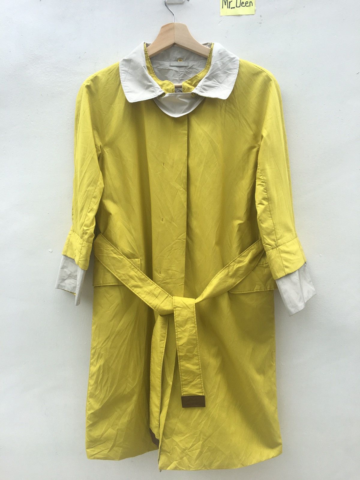 Max Mara Max Mara Light Jacket With Belt Strap Size S / US 4 / IT 40 - 1 Thumbnail