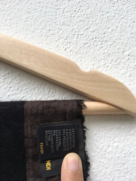 Fendi Authentic Fendi Long Muffler Size ONE SIZE - 3 Thumbnail