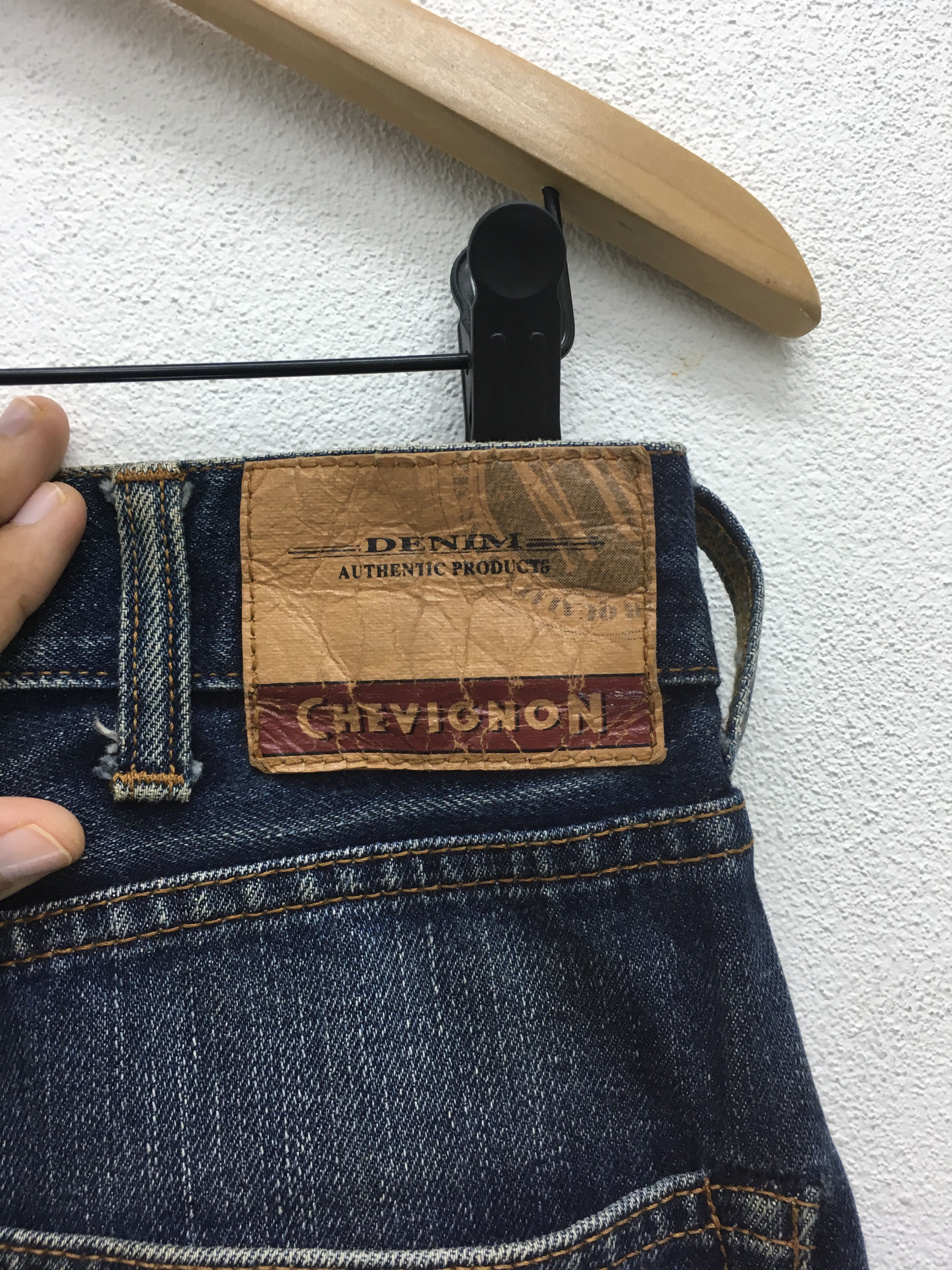 Chevignon RARE!! Vintage 90s Chevignon Japanese Brand Loose Cut Denim Size US 31 - 11 Thumbnail