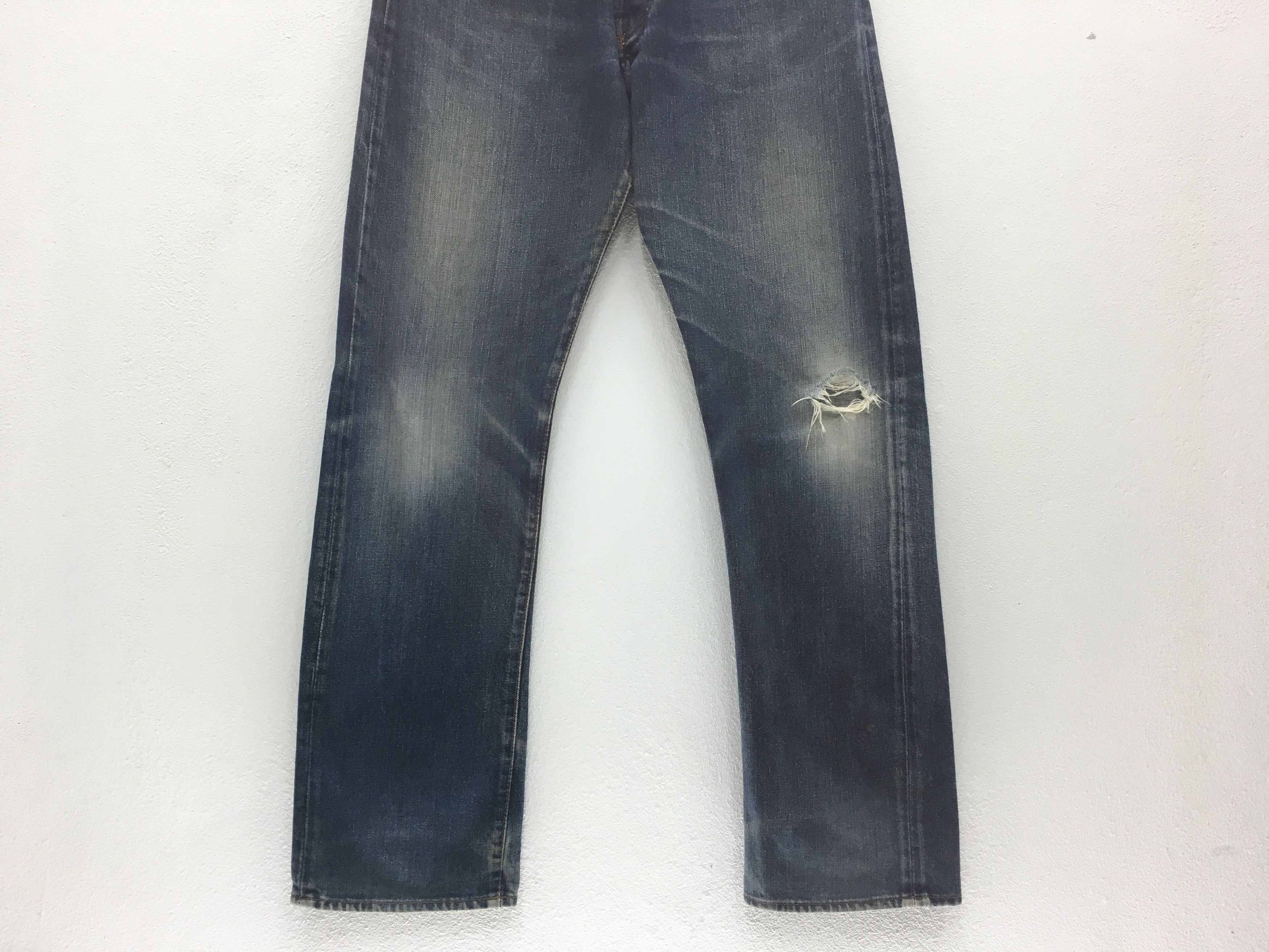 Chevignon RARE!! Vintage 90s Chevignon Japanese Brand Loose Cut Denim Size US 31 - 5 Thumbnail