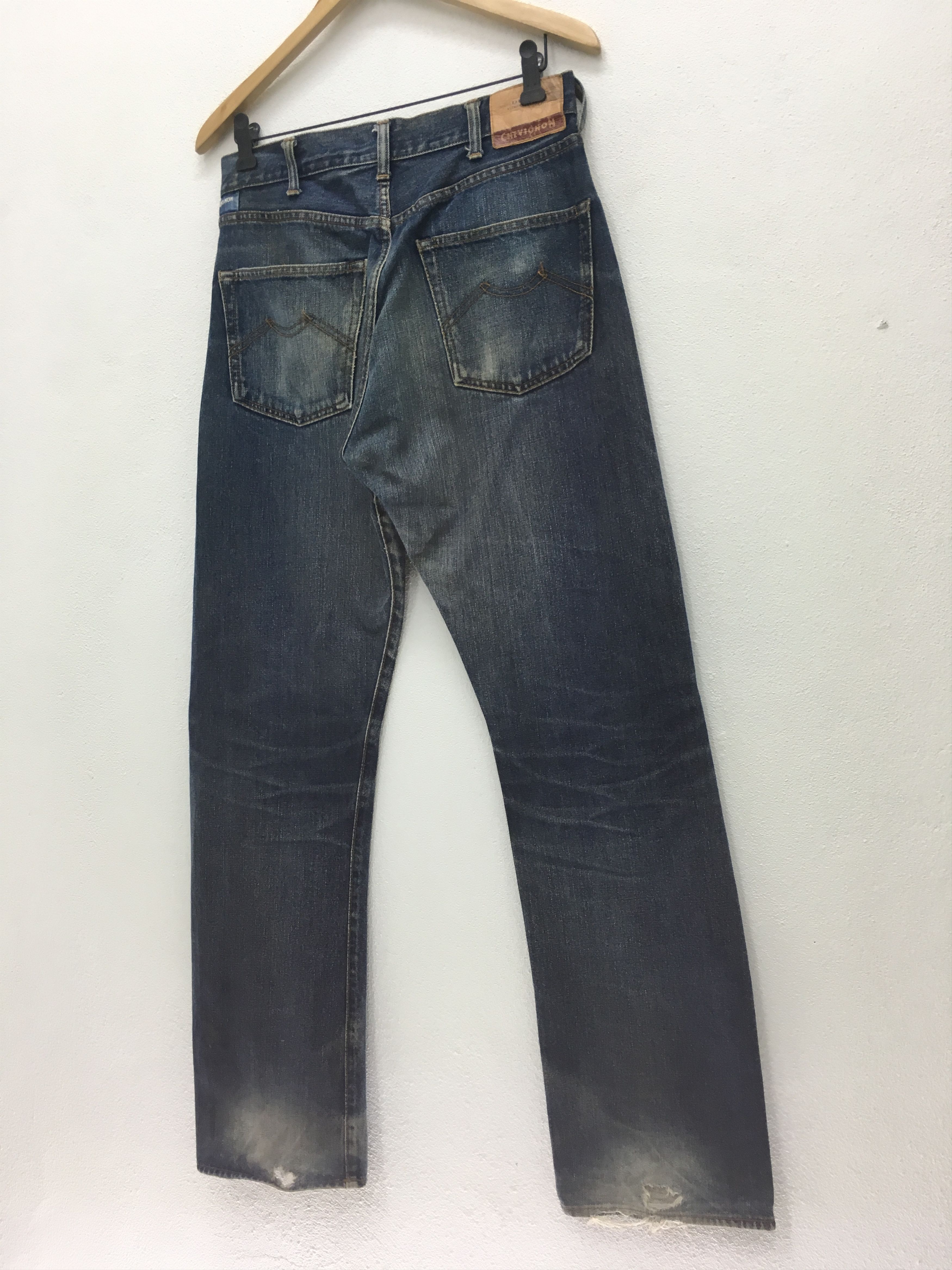 Chevignon RARE!! Vintage 90s Chevignon Japanese Brand Loose Cut Denim Size US 31 - 7 Thumbnail