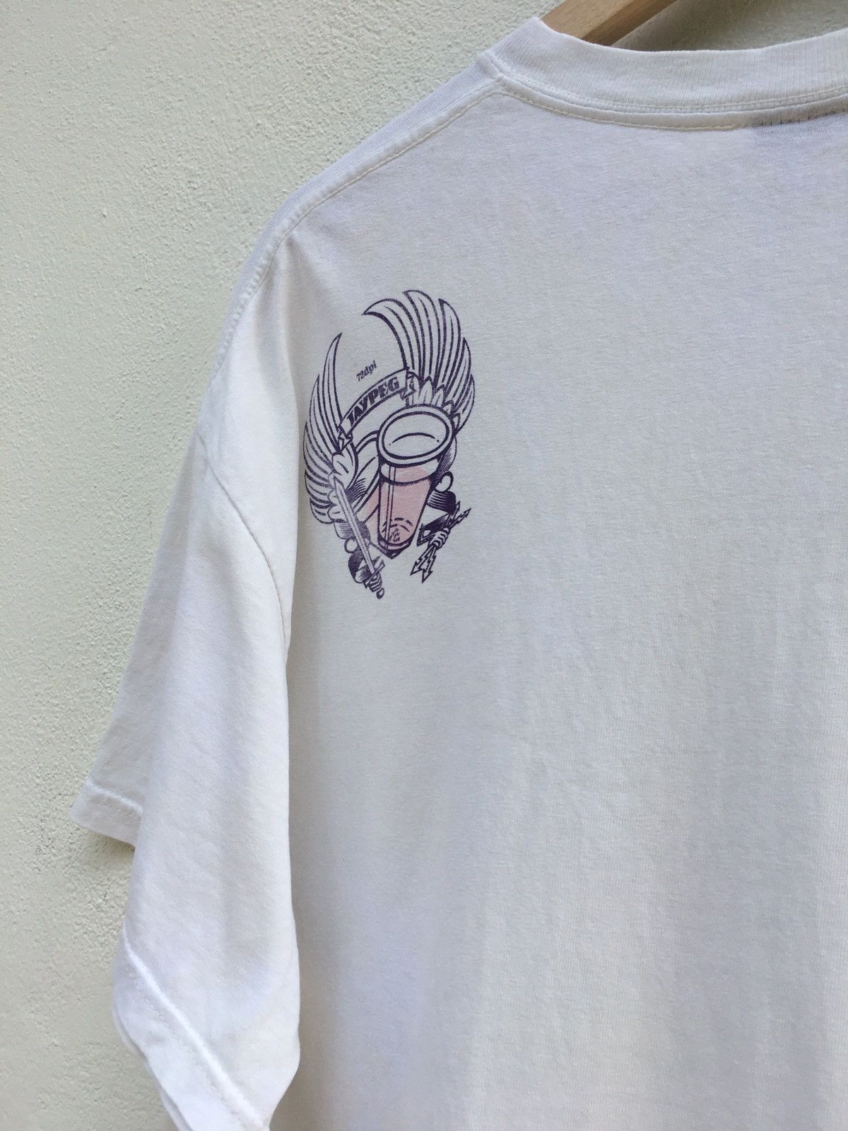 Undefeated Vintage Undefeated Skull Printed Tshirt Size US L / EU 52-54 / 3 - 9 Thumbnail