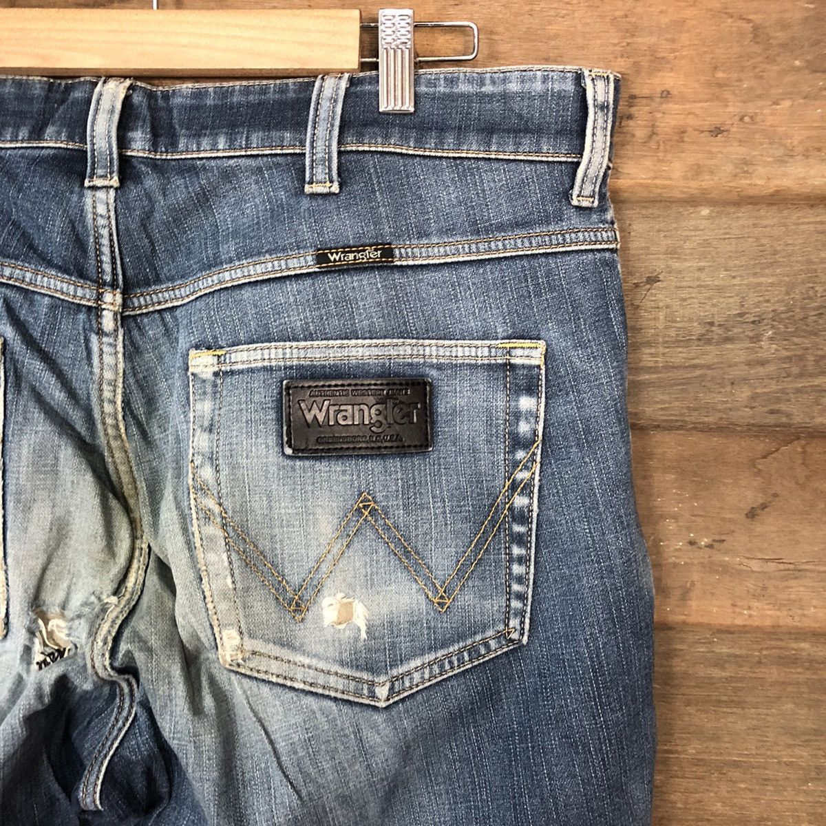 Wrangler Wrangler Blue distressed Denim Pants #4535 Size US 36 / EU 52 - 13 Thumbnail