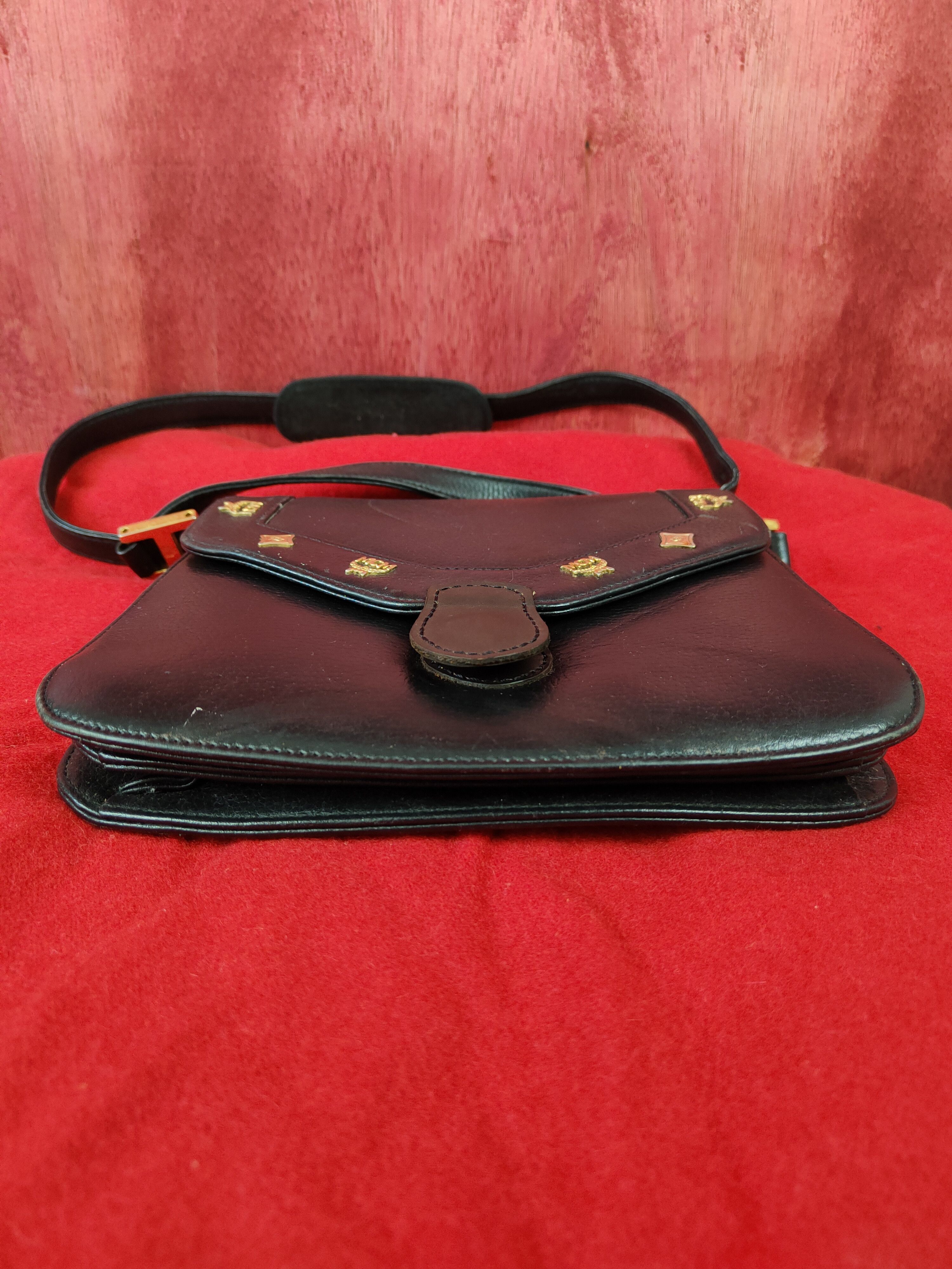 MCM × Vintage MCM Sling Bag #SB017 Size ONE SIZE - 4 Thumbnail