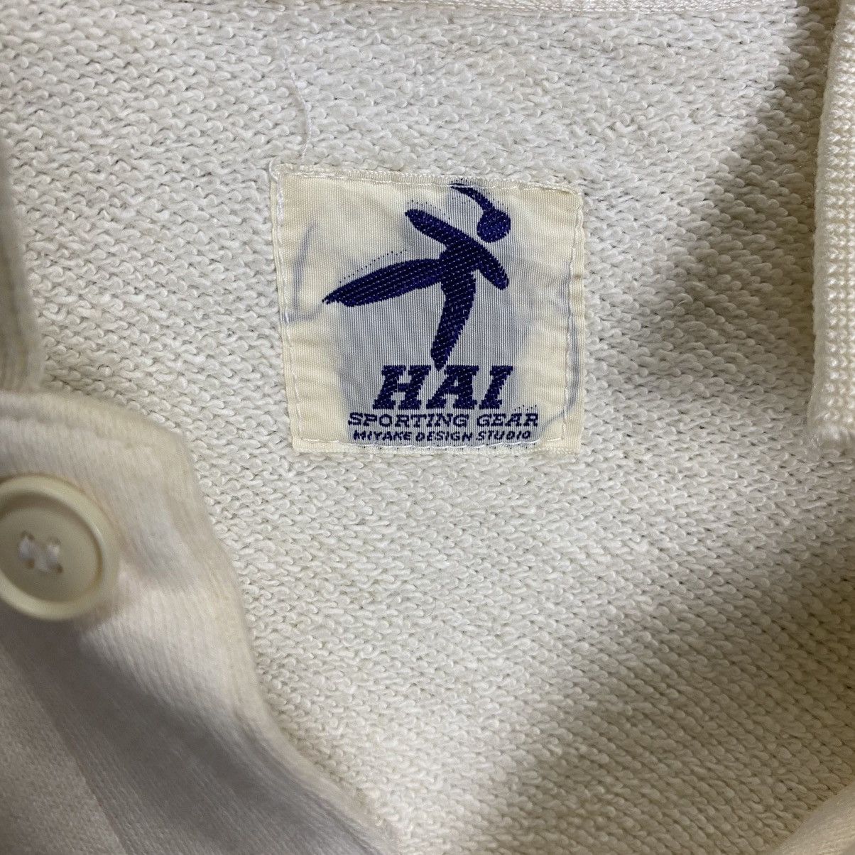 Hai Sporting Gear × Issey Miyake × Vintage Hai Sporting Gear by Issey Miyake cropped sweat button Size US L / EU 52-54 / 3 - 7 Thumbnail