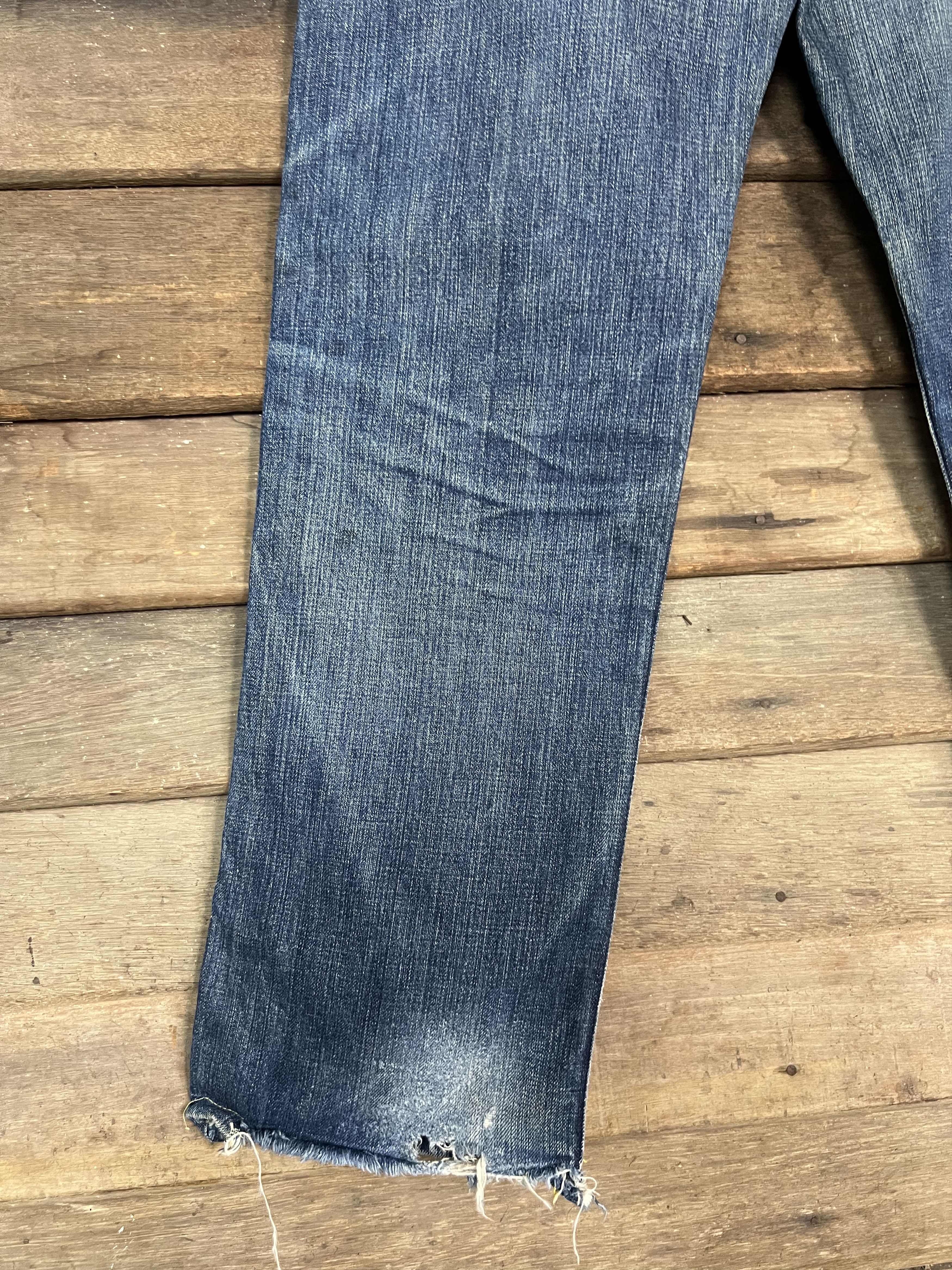Levi's LEVIS BIG E (1997) RED LINE VINTAGE DISTRESSED DENIM Size US 29 - 17 Thumbnail