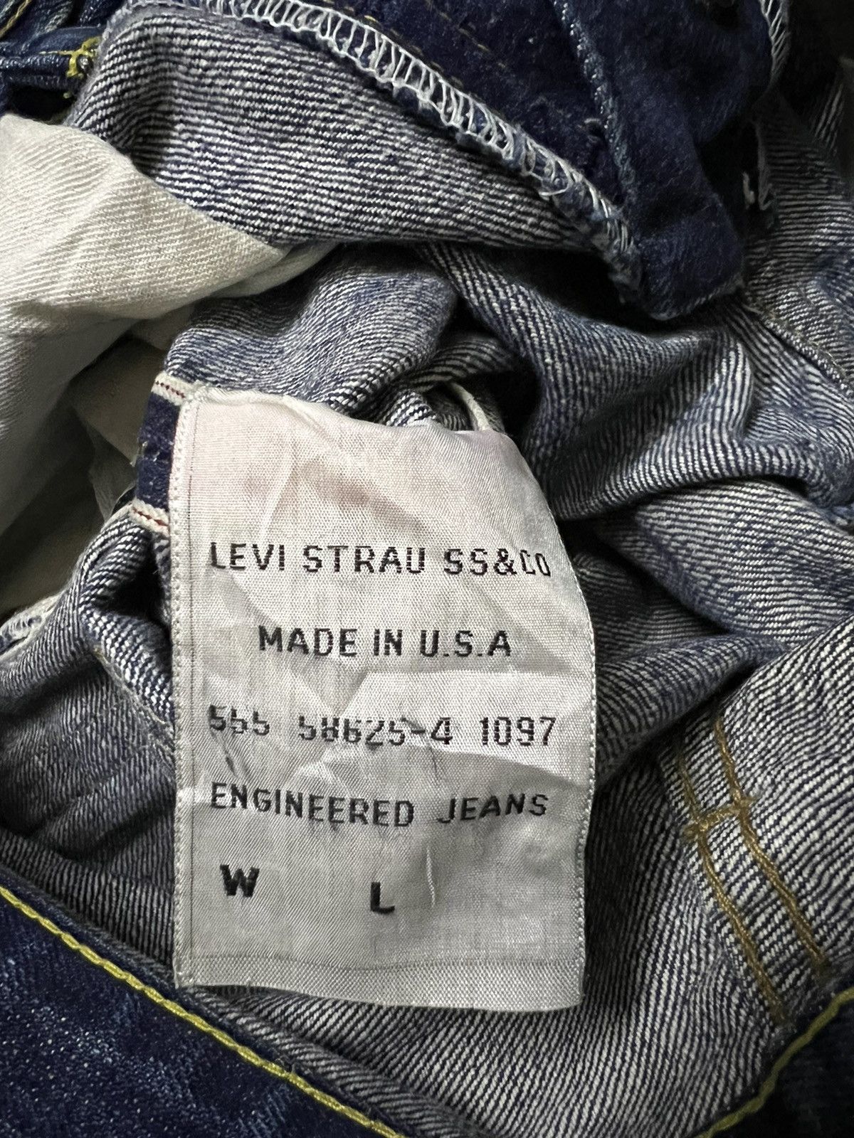 Levi's LEVIS BIG E (1997) RED LINE VINTAGE DISTRESSED DENIM Size US 29 - 21 Thumbnail