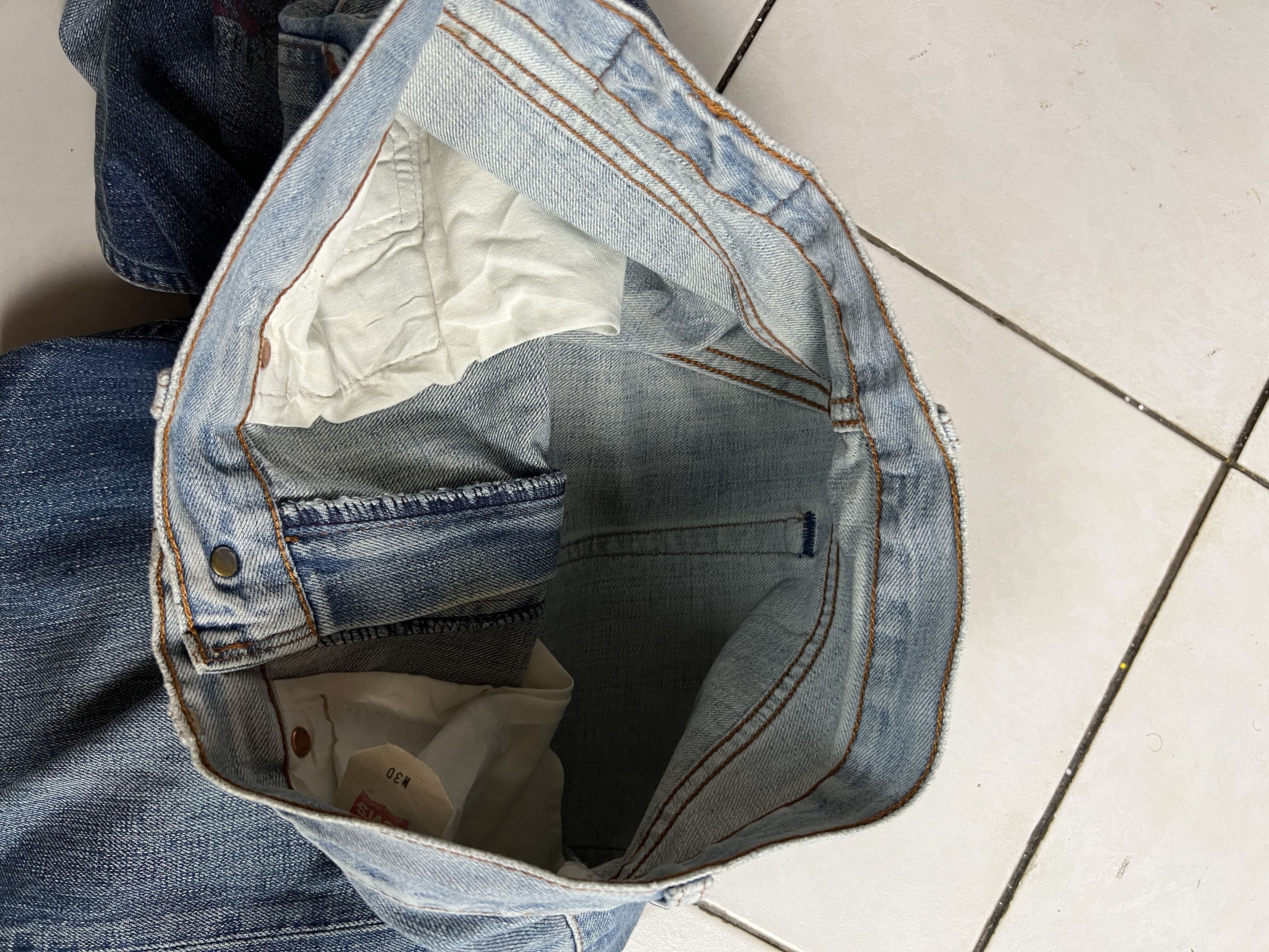 Levi's LEVIS 504 WILD CHILD VINTAGE DENIM STYLE Size US 28 / EU 44 - 17 Thumbnail