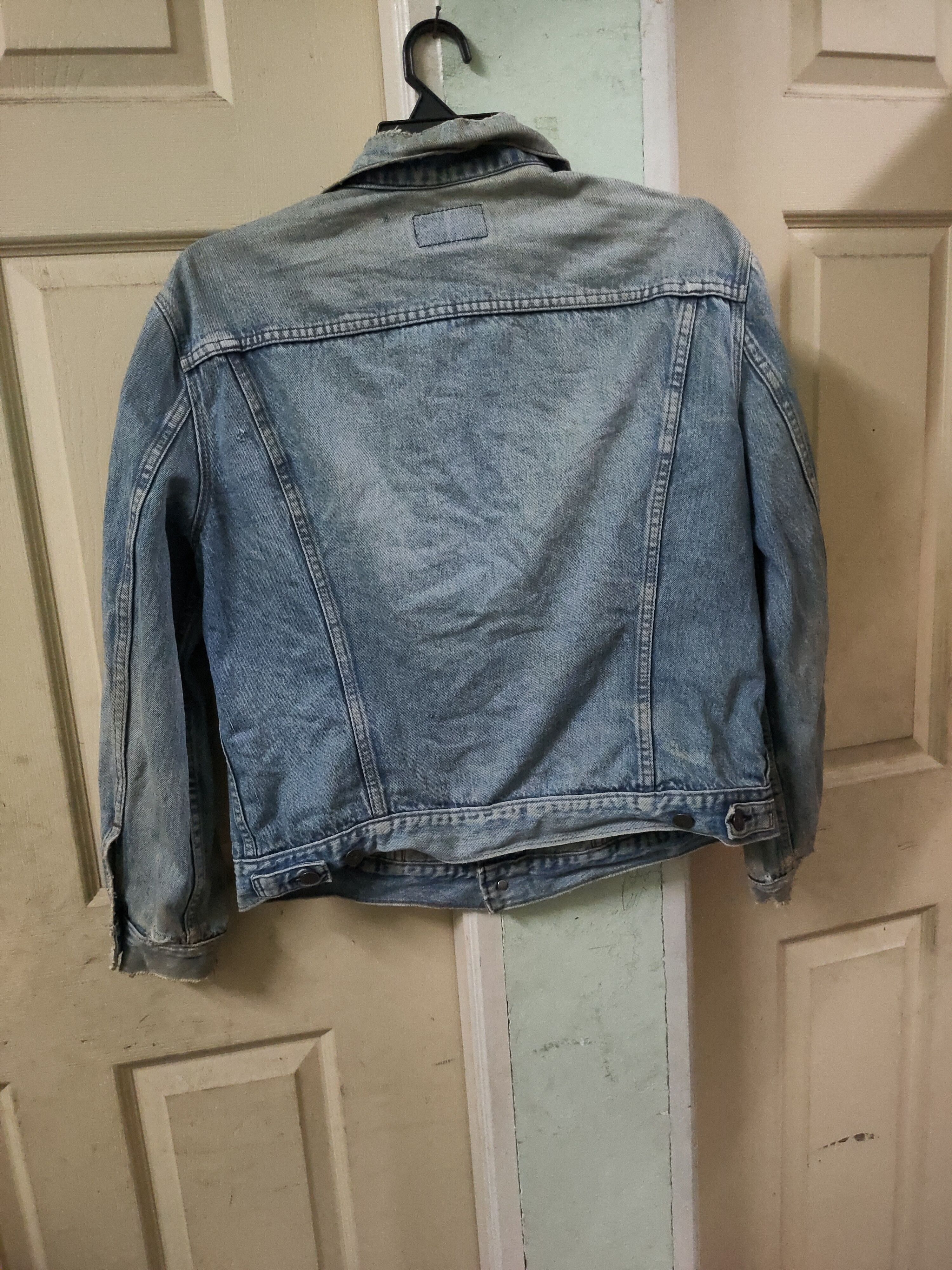 Levi's Vintage Clothing Levi's vintage trucker jacket distressed denim Size US XL / EU 56 / 4 - 5 Thumbnail